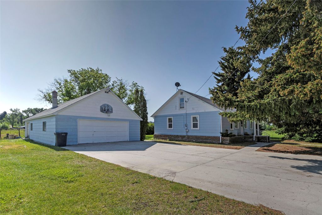 Photo of 232 Kurtz Lane, Hamilton, MT 59840 (MLS # 30060848)