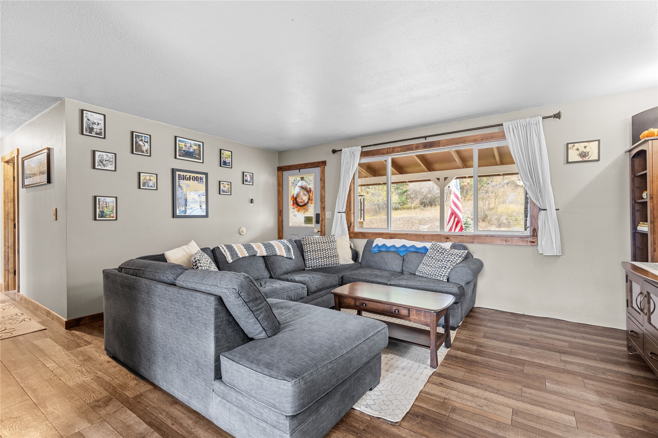 14306 Yenne Point Road