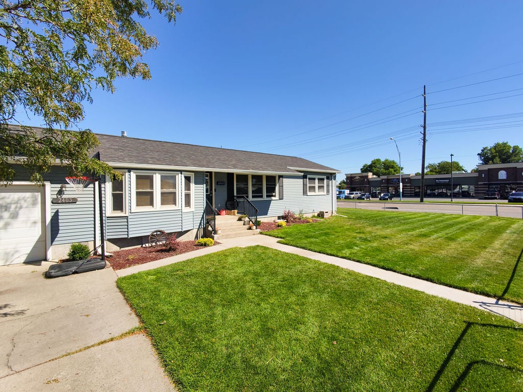 2403 Wyoming Avenue