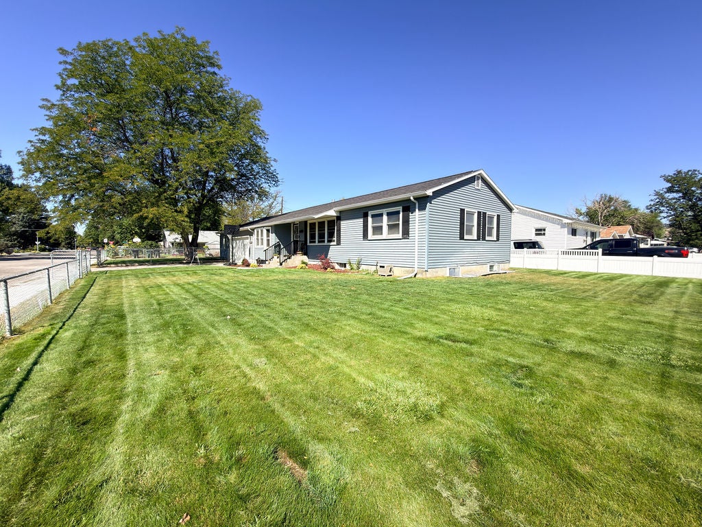 2403 Wyoming Avenue