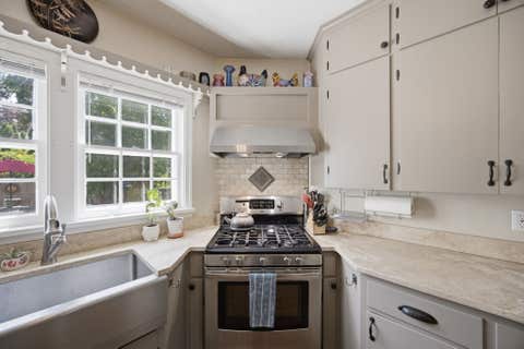 Tiny photo for 665 Woodworth Avenue, Missoula, MT 59801 (MLS # 30073336)