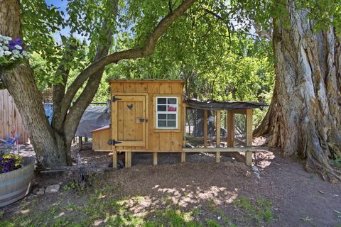 Tiny photo for 665 Woodworth Avenue, Missoula, MT 59801 (MLS # 30073336)