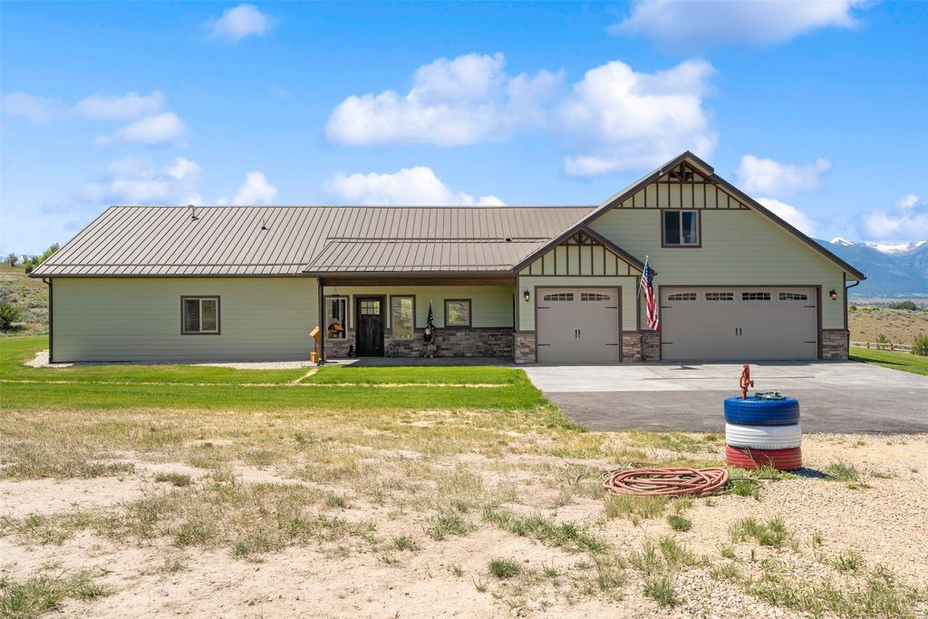 Photo of 1269 Lariat Lane, Stevensville, MT 59870 (MLS # 30050916)