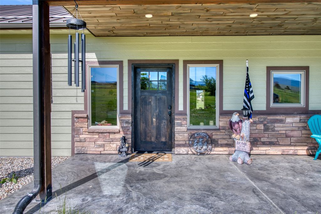 Photo of 1269 Lariat Lane, Stevensville, MT 59870 (MLS # 30050916)
