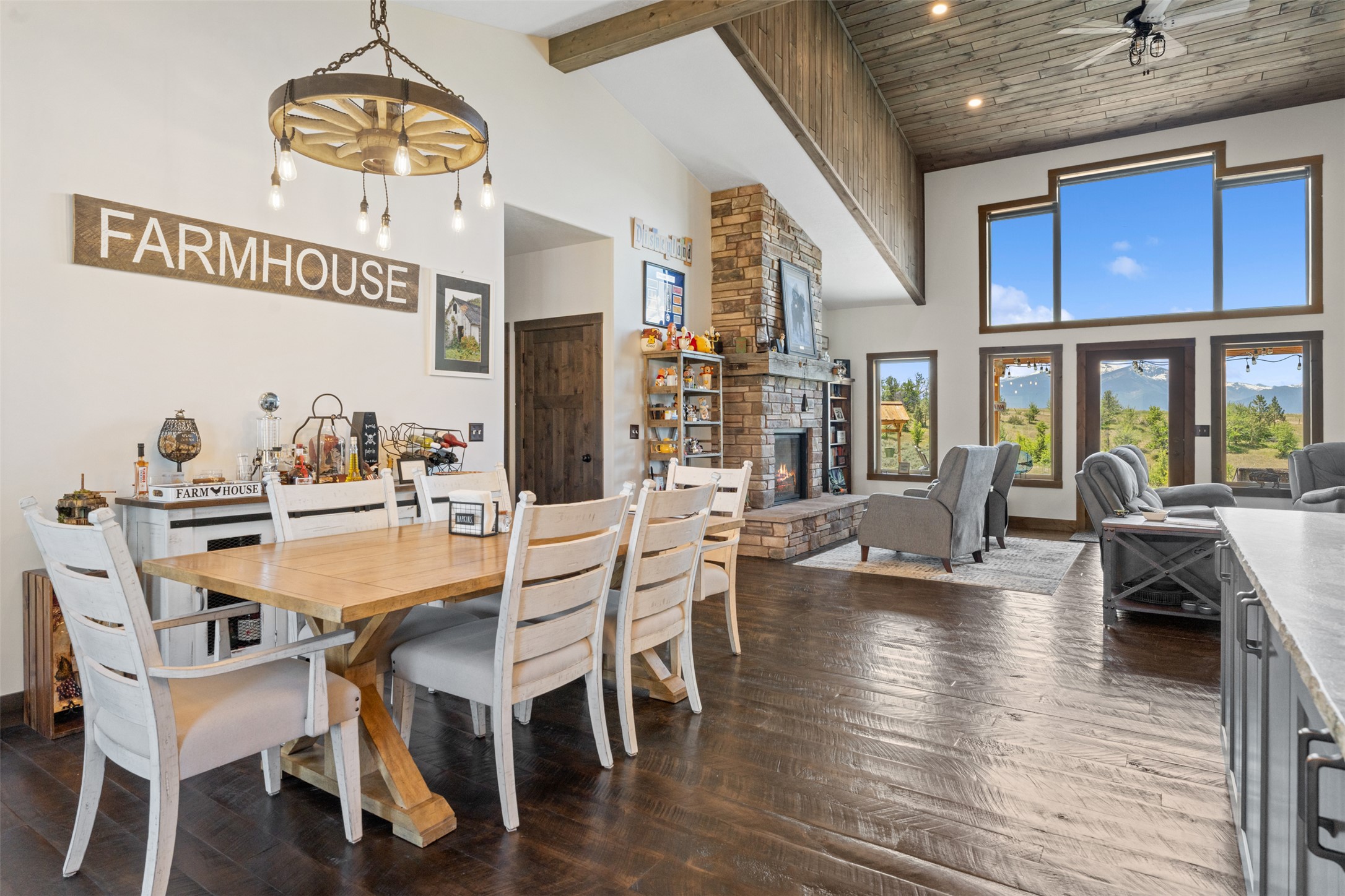 1269 Lariat Lane