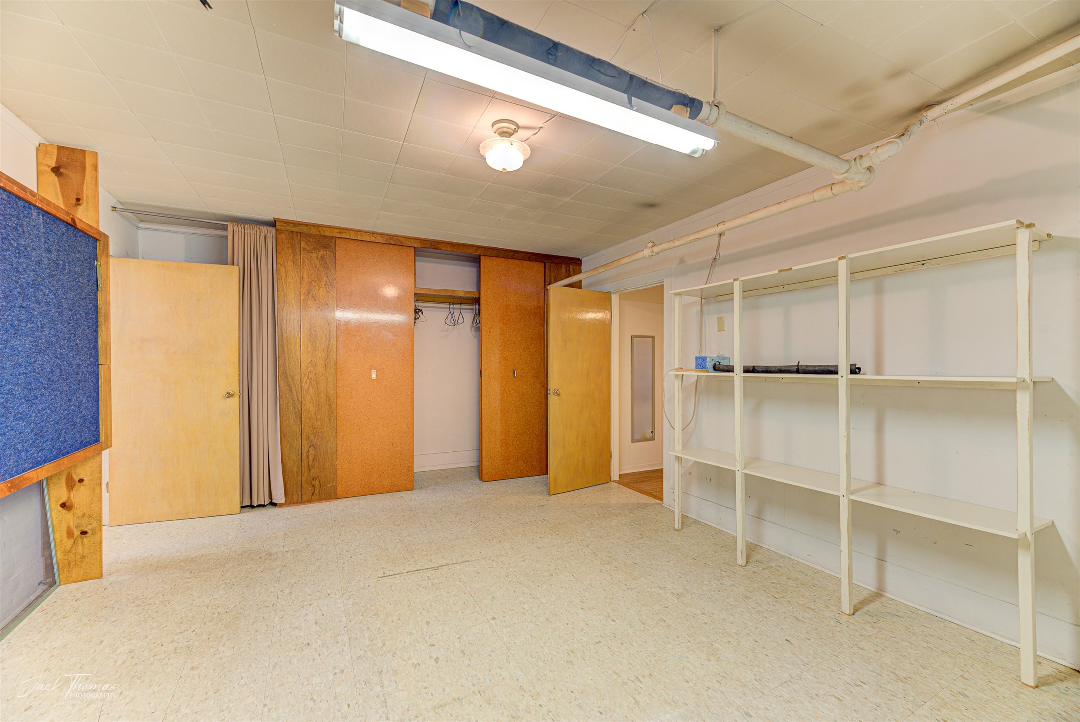 Helena, Montana 59601, United States, 4 Bedrooms Bedrooms, ,3 BathroomsBathrooms,Residential,Pending,37479