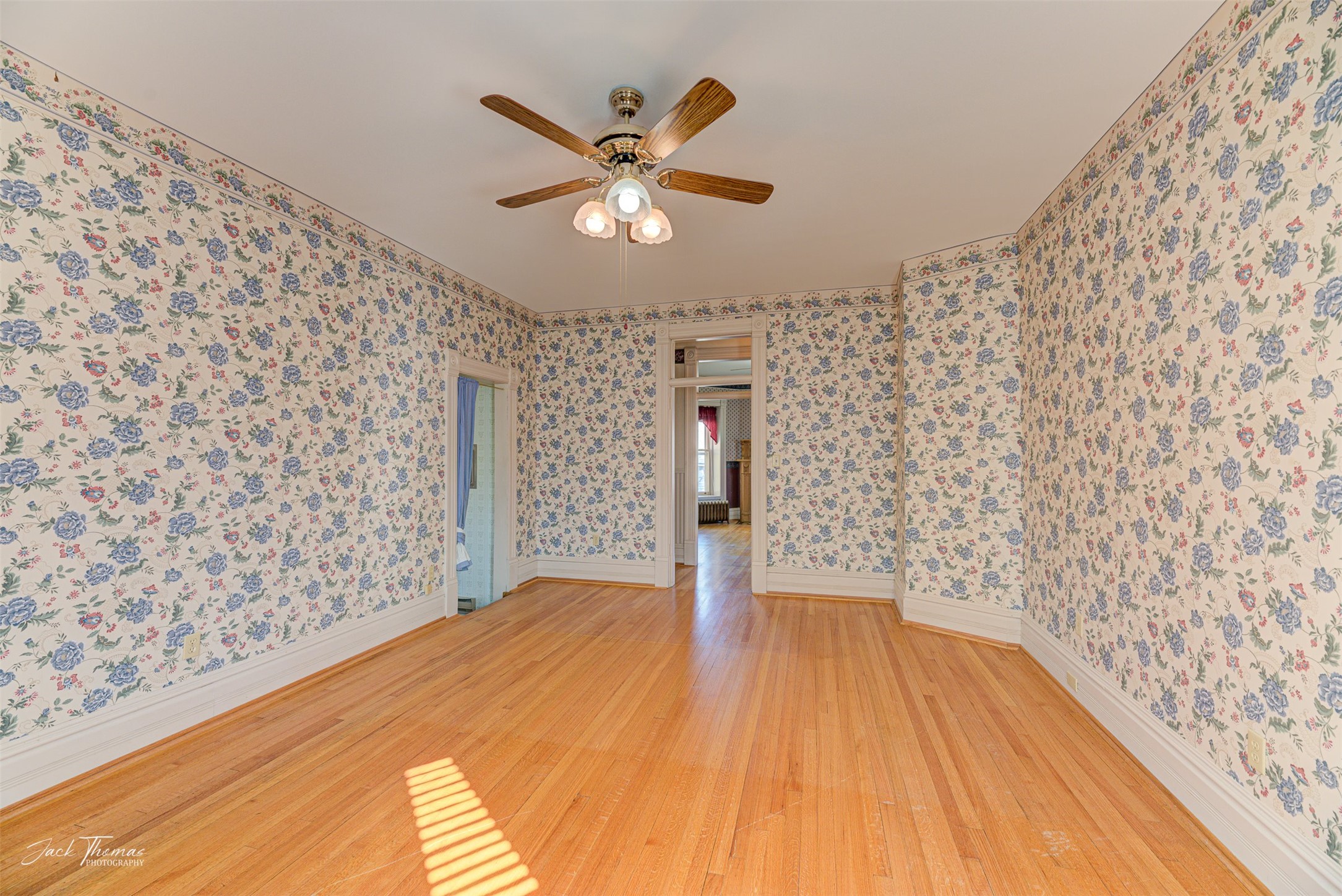 Helena, Montana 59601, United States, 4 Bedrooms Bedrooms, ,3 BathroomsBathrooms,Residential,Pending,37479