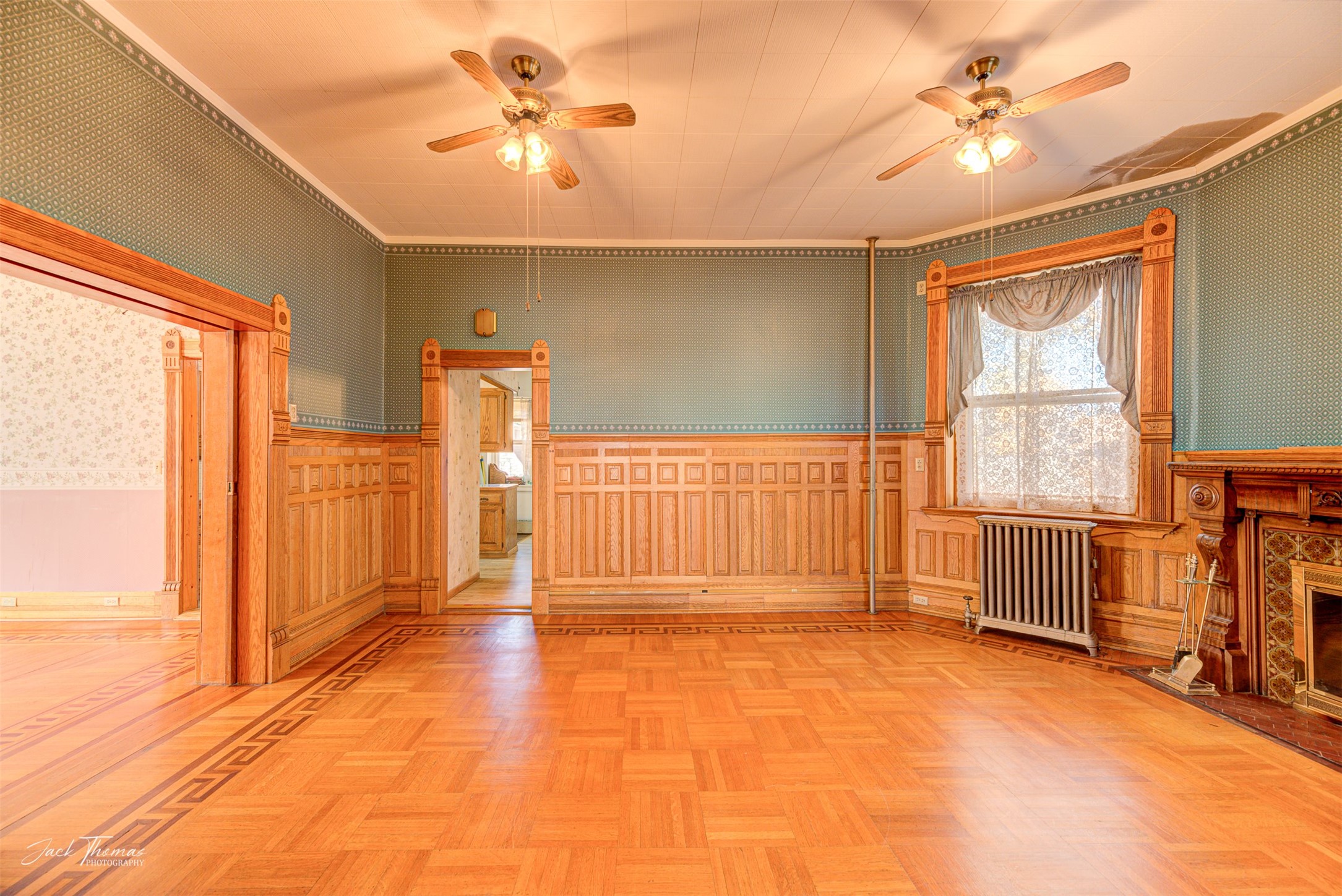 Helena, Montana 59601, United States, 4 Bedrooms Bedrooms, ,3 BathroomsBathrooms,Residential,Pending,37479