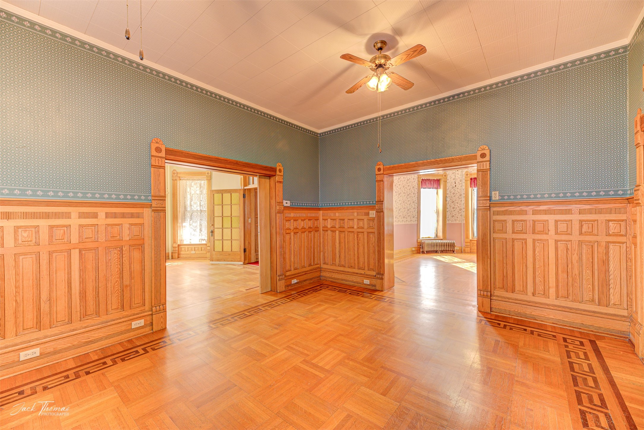 Helena, Montana 59601, United States, 4 Bedrooms Bedrooms, ,3 BathroomsBathrooms,Residential,Pending,37479