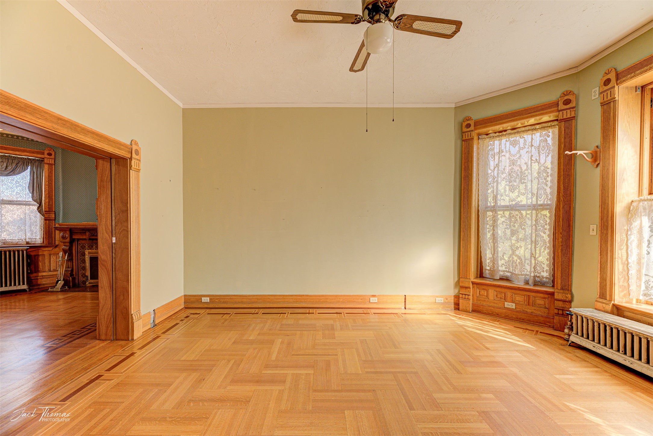 Helena, Montana 59601, United States, 4 Bedrooms Bedrooms, ,3 BathroomsBathrooms,Residential,Pending,37479