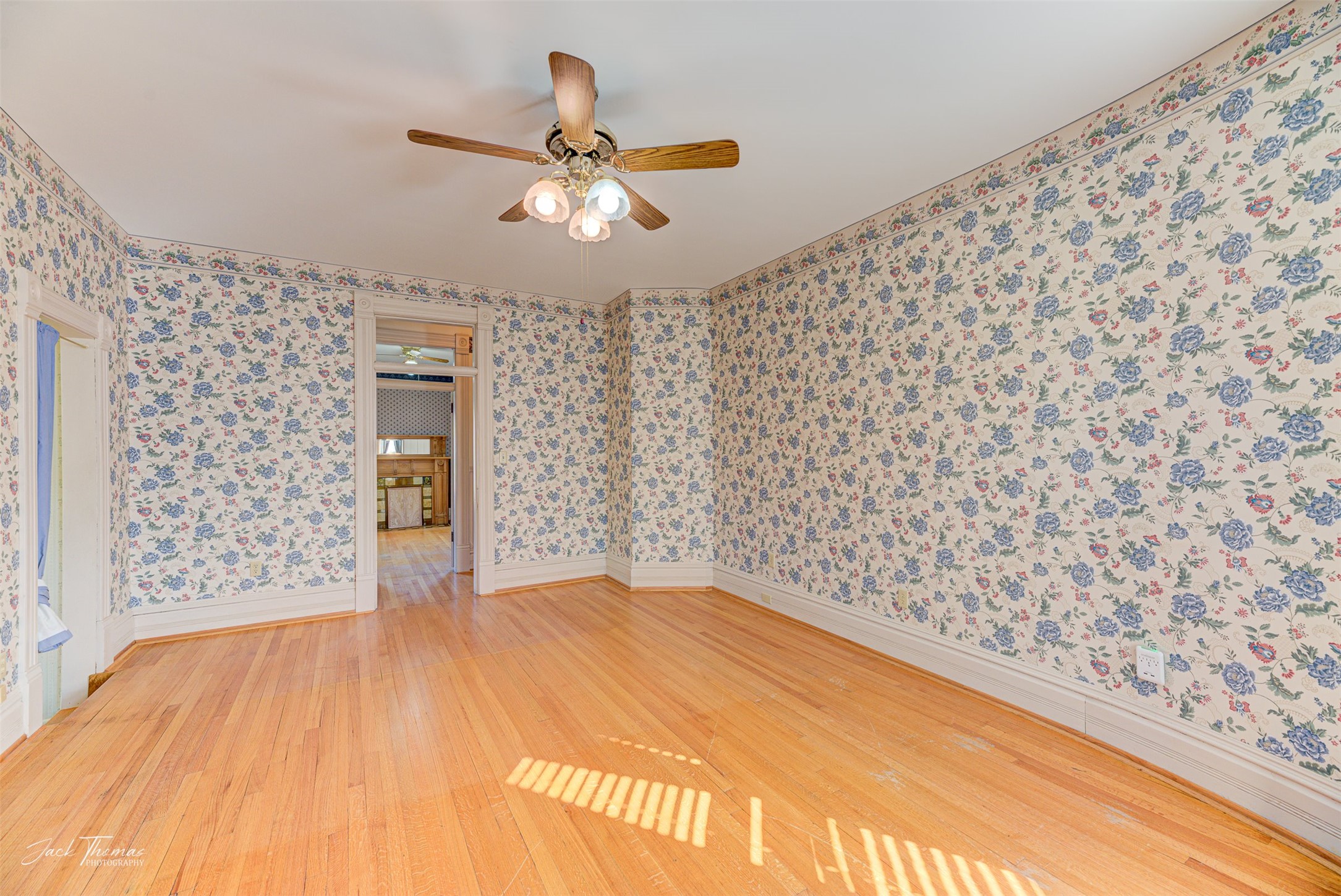 Helena, Montana 59601, United States, 4 Bedrooms Bedrooms, ,3 BathroomsBathrooms,Residential,Pending,37479