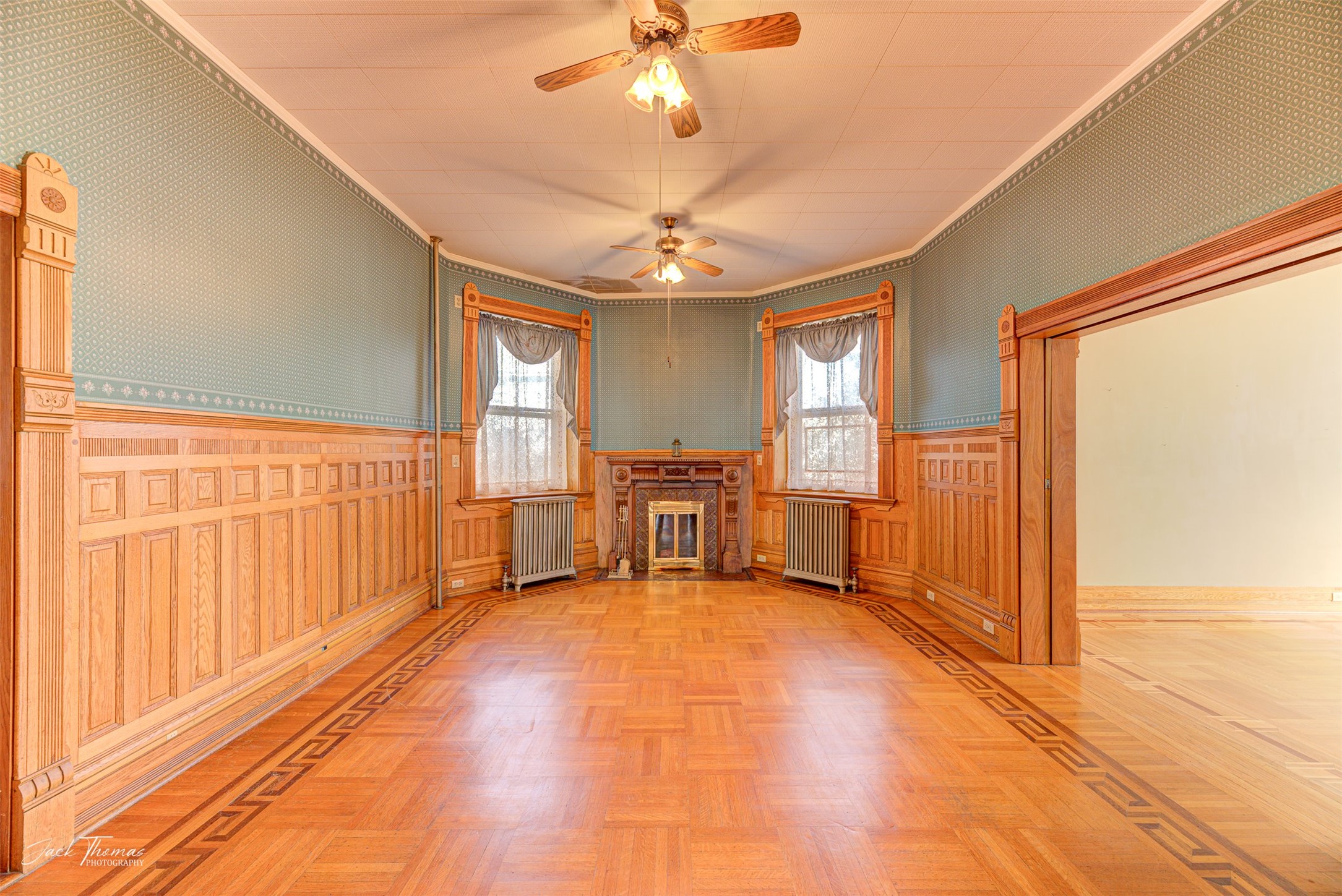 Helena, Montana 59601, United States, 4 Bedrooms Bedrooms, ,3 BathroomsBathrooms,Residential,Pending,37479