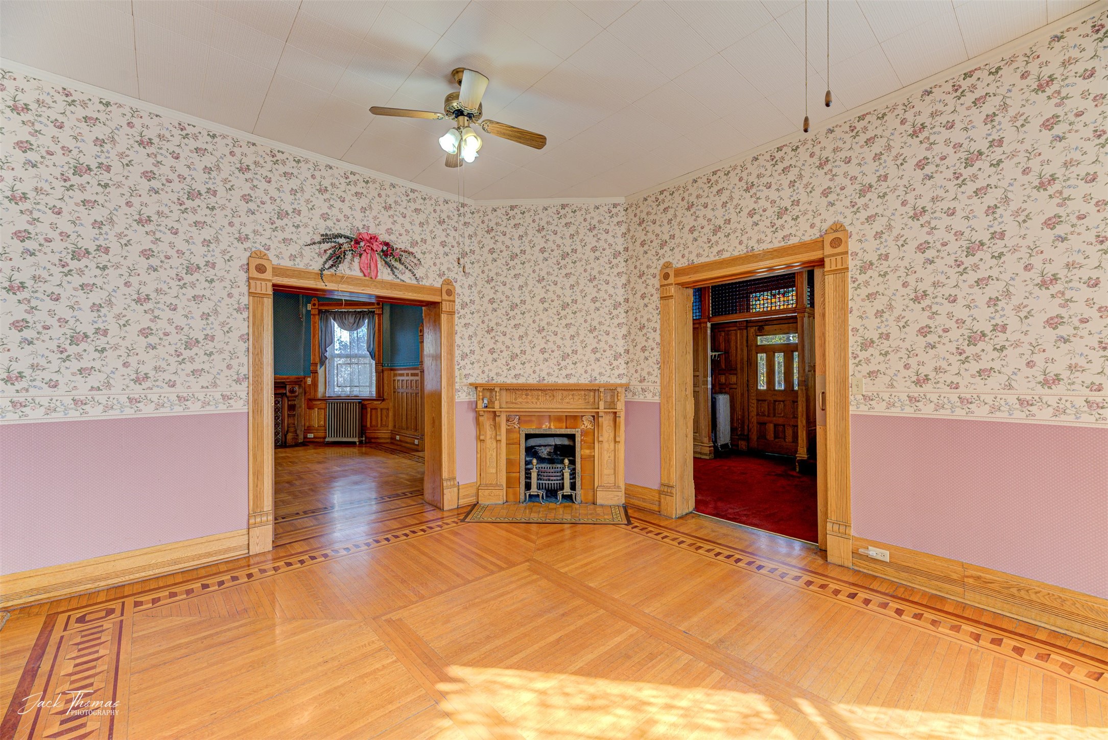 Helena, Montana 59601, United States, 4 Bedrooms Bedrooms, ,3 BathroomsBathrooms,Residential,Pending,37479