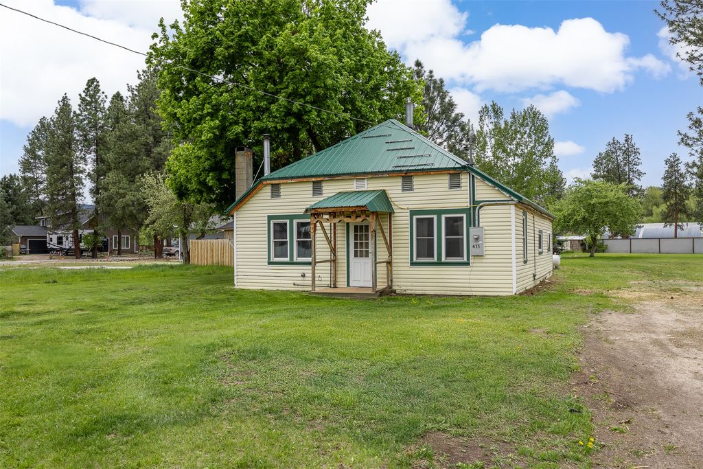 Photo of 411 Water Street, Darby, MT 59829 (MLS # 30050019)