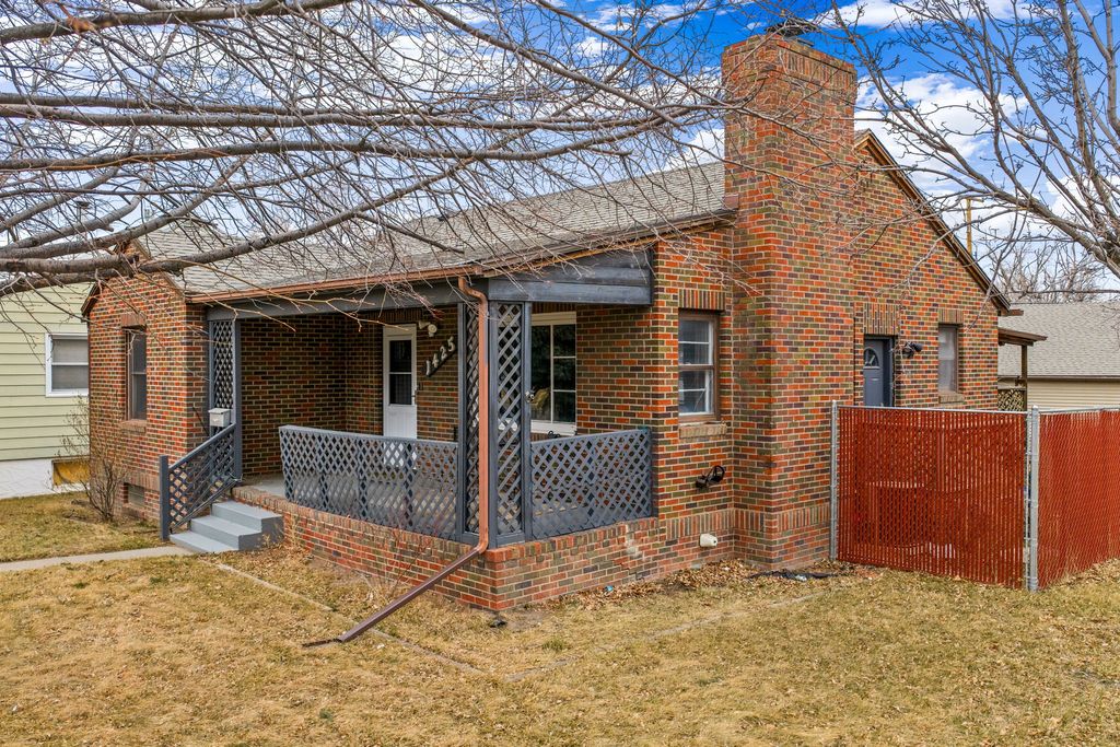 Photo of 1425 4th Avenue S, Great Falls, MT 59405 (MLS # 30066290)