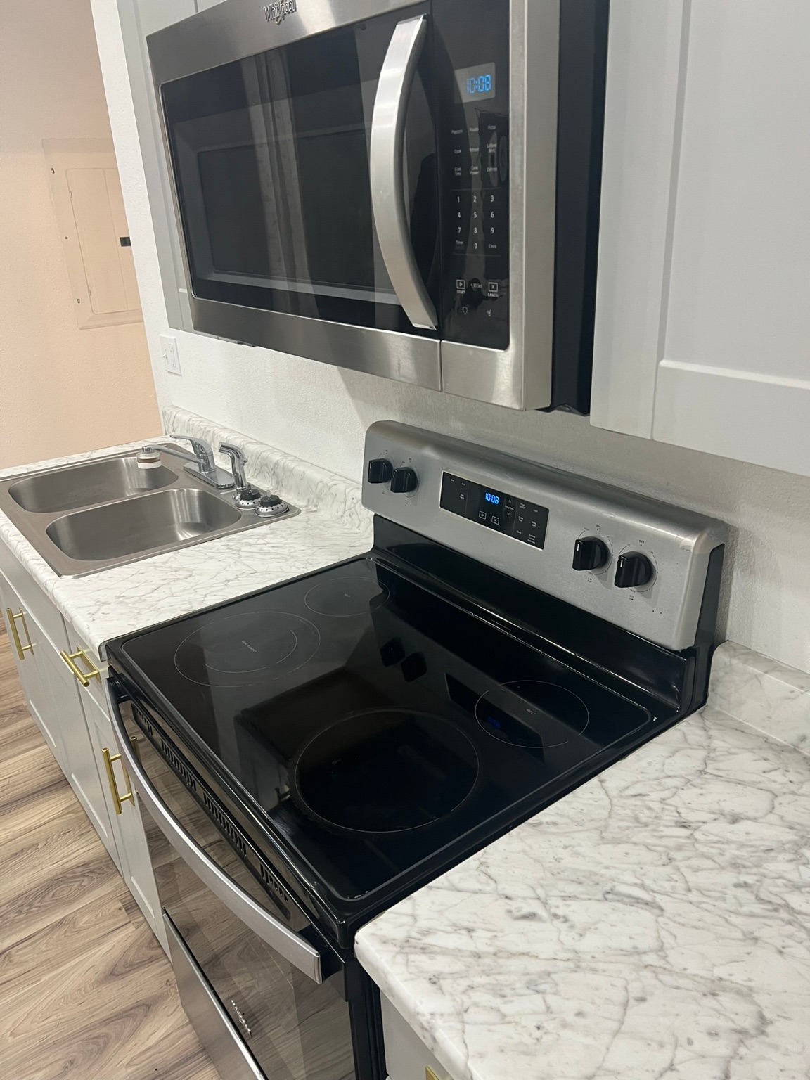 132 E Richland Avenue