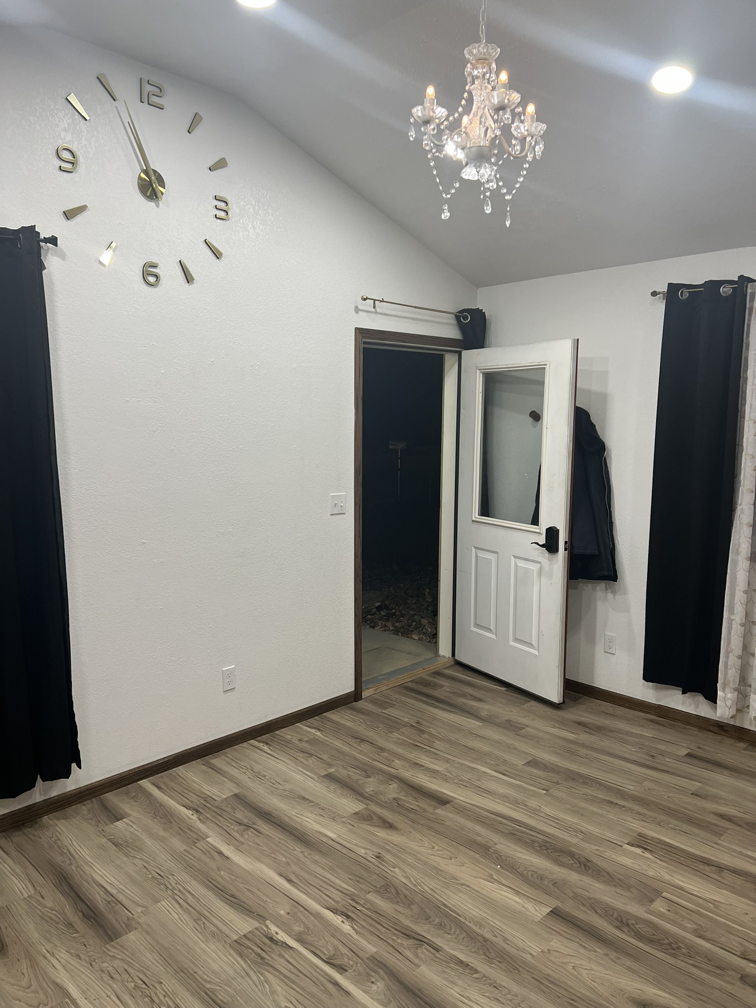 132 E Richland Avenue