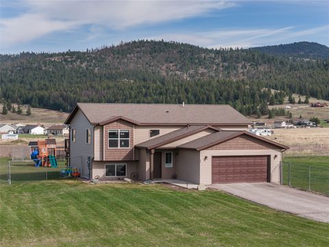 Photo of 83 Dolphin Drive, Kalispell, MT 59901 (MLS # 30068621)