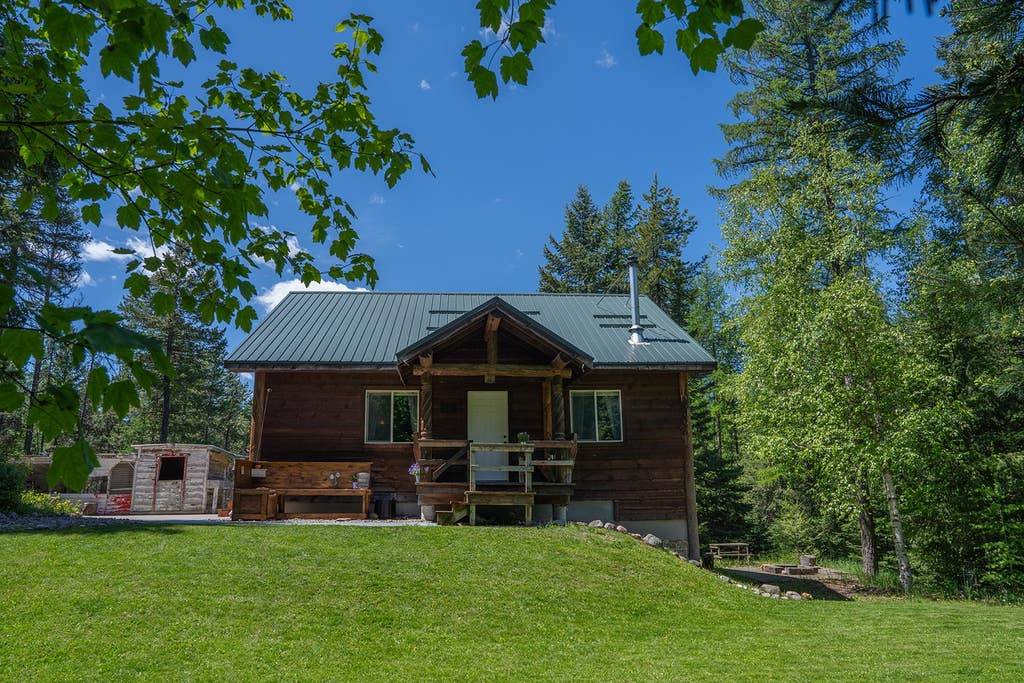 Photo of 132 Rockwood Road, Kalispell, MT 59901 (MLS # 30071249)