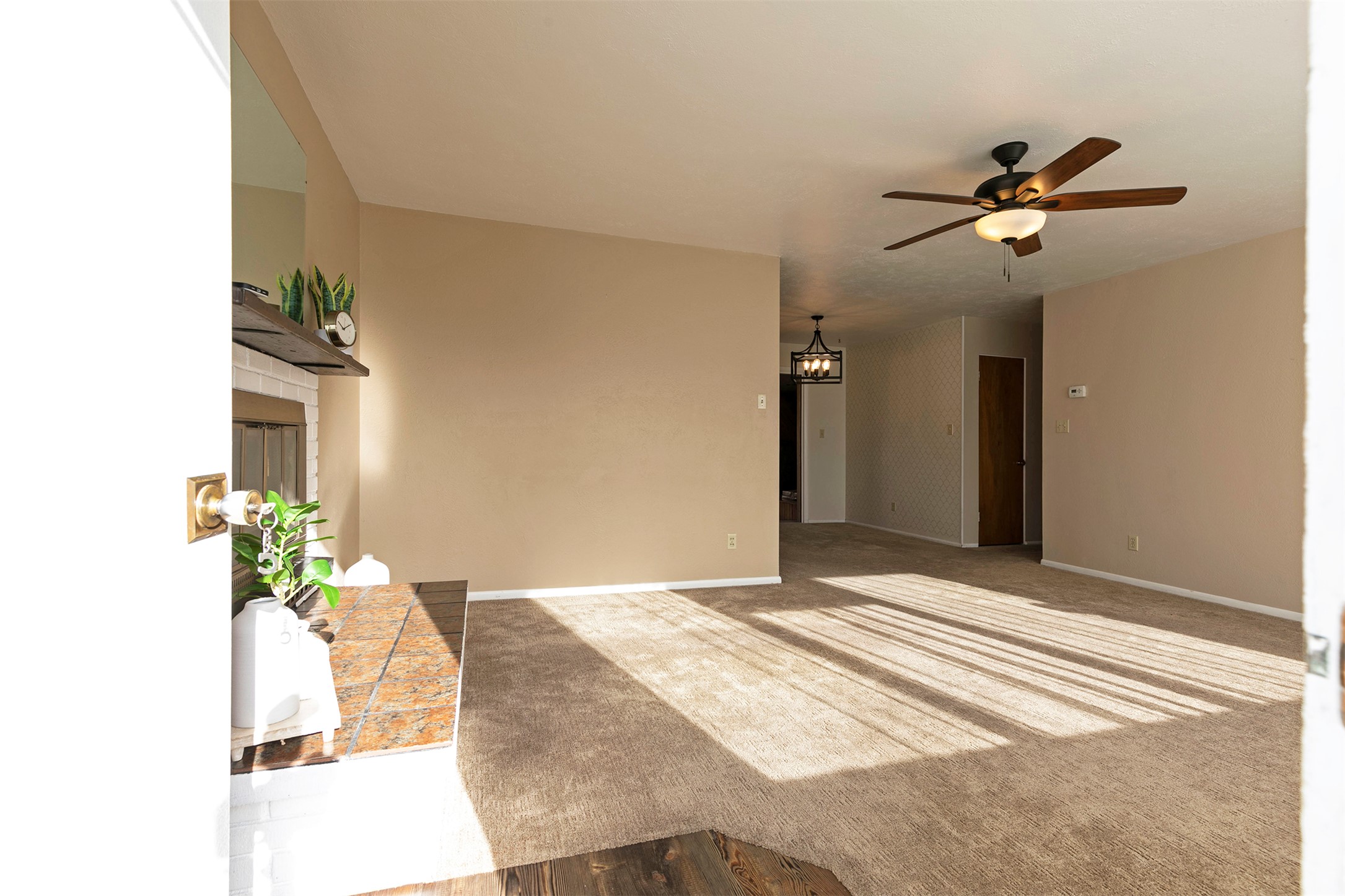 2418 S 10th Street W