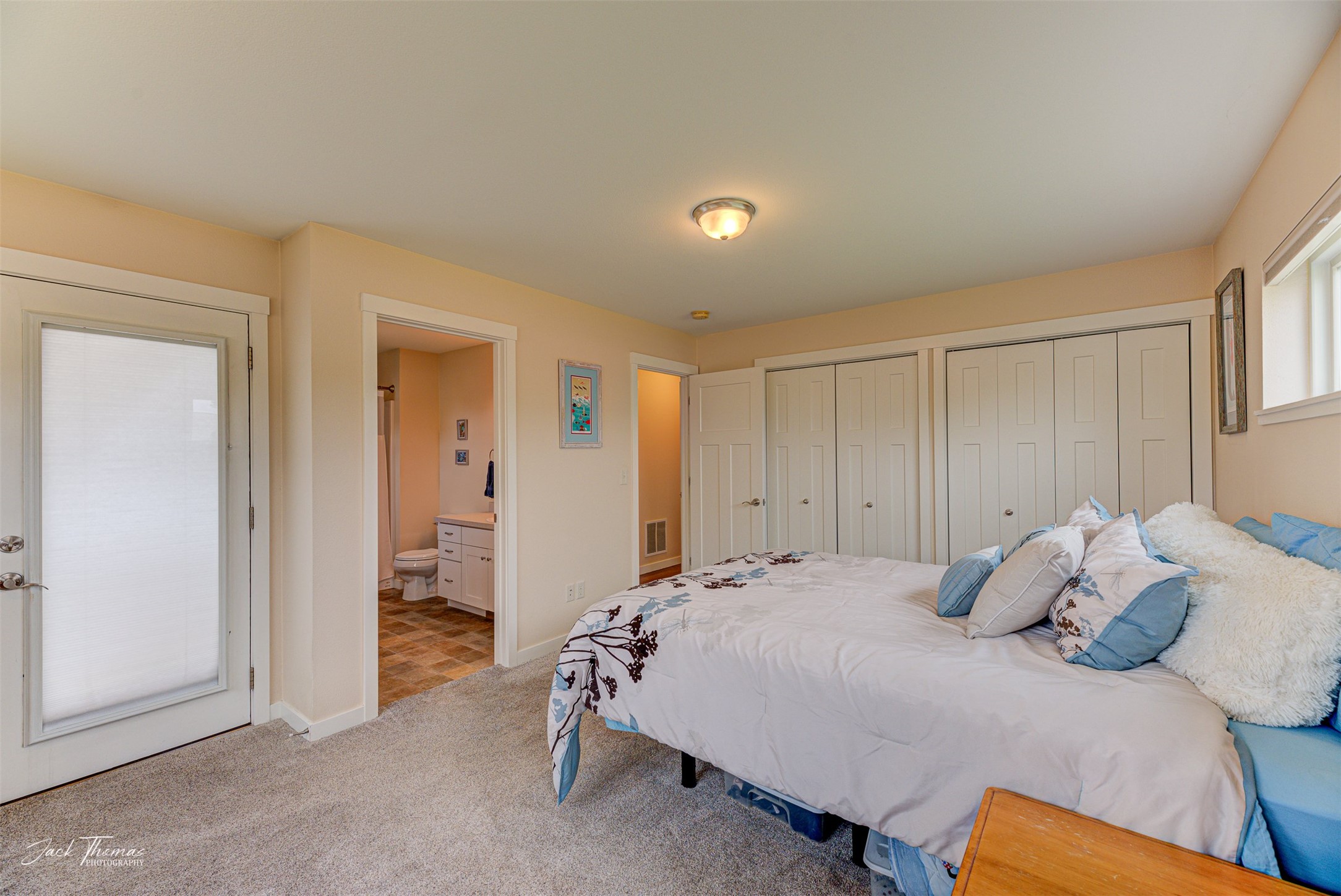 Helena, Montana 59602, United States, 5 Bedrooms Bedrooms, ,4 BathroomsBathrooms,Residential,Pending,159320