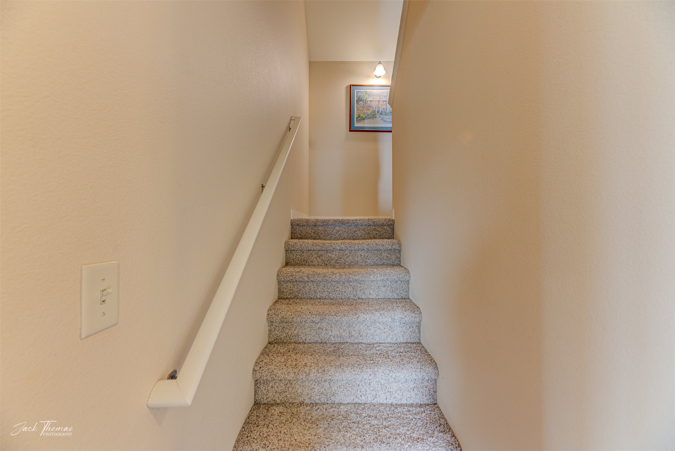 Helena, Montana 59602, United States, 5 Bedrooms Bedrooms, ,4 BathroomsBathrooms,Residential,Pending,159320