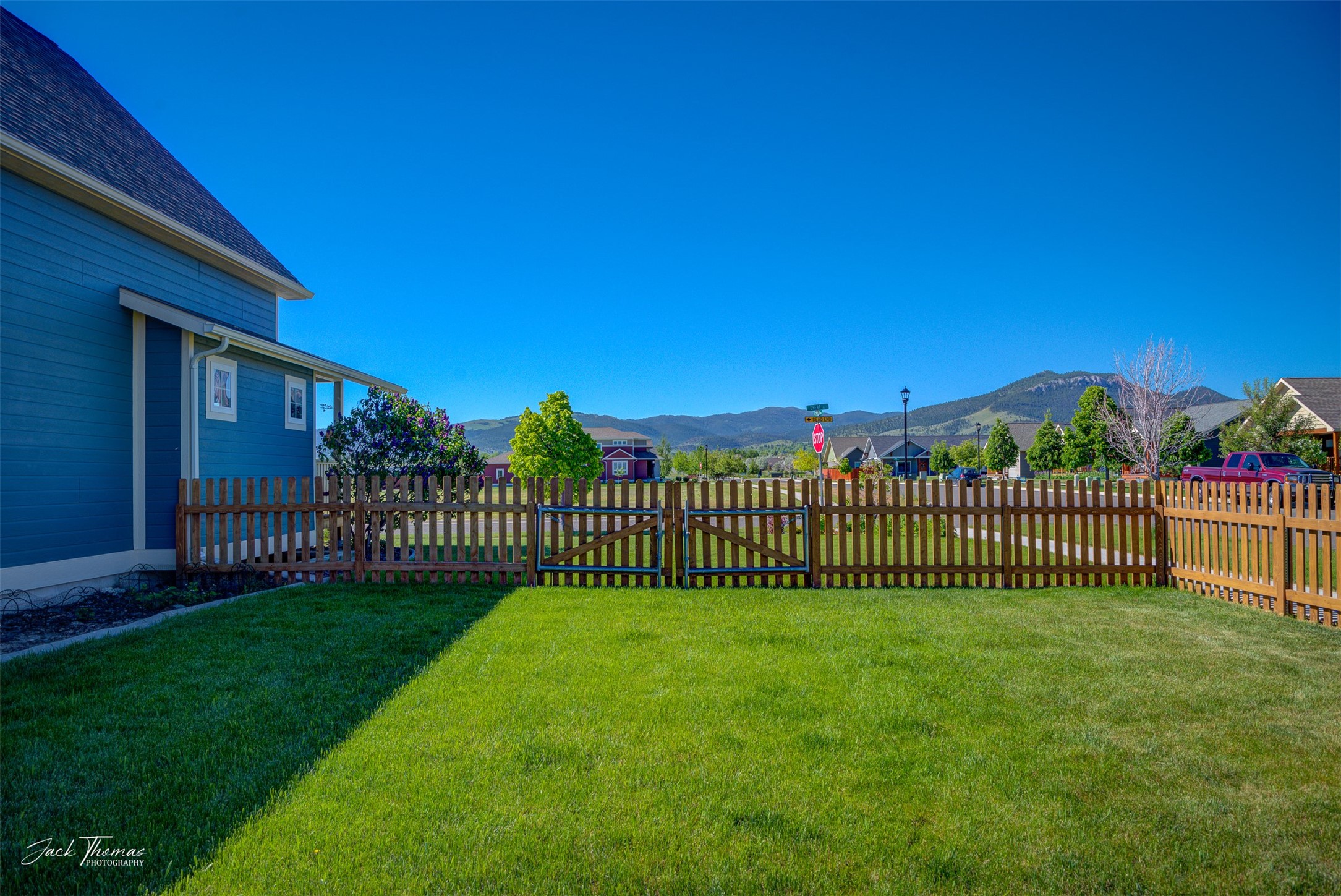Helena, Montana 59602, United States, 5 Bedrooms Bedrooms, ,4 BathroomsBathrooms,Residential,Pending,159320