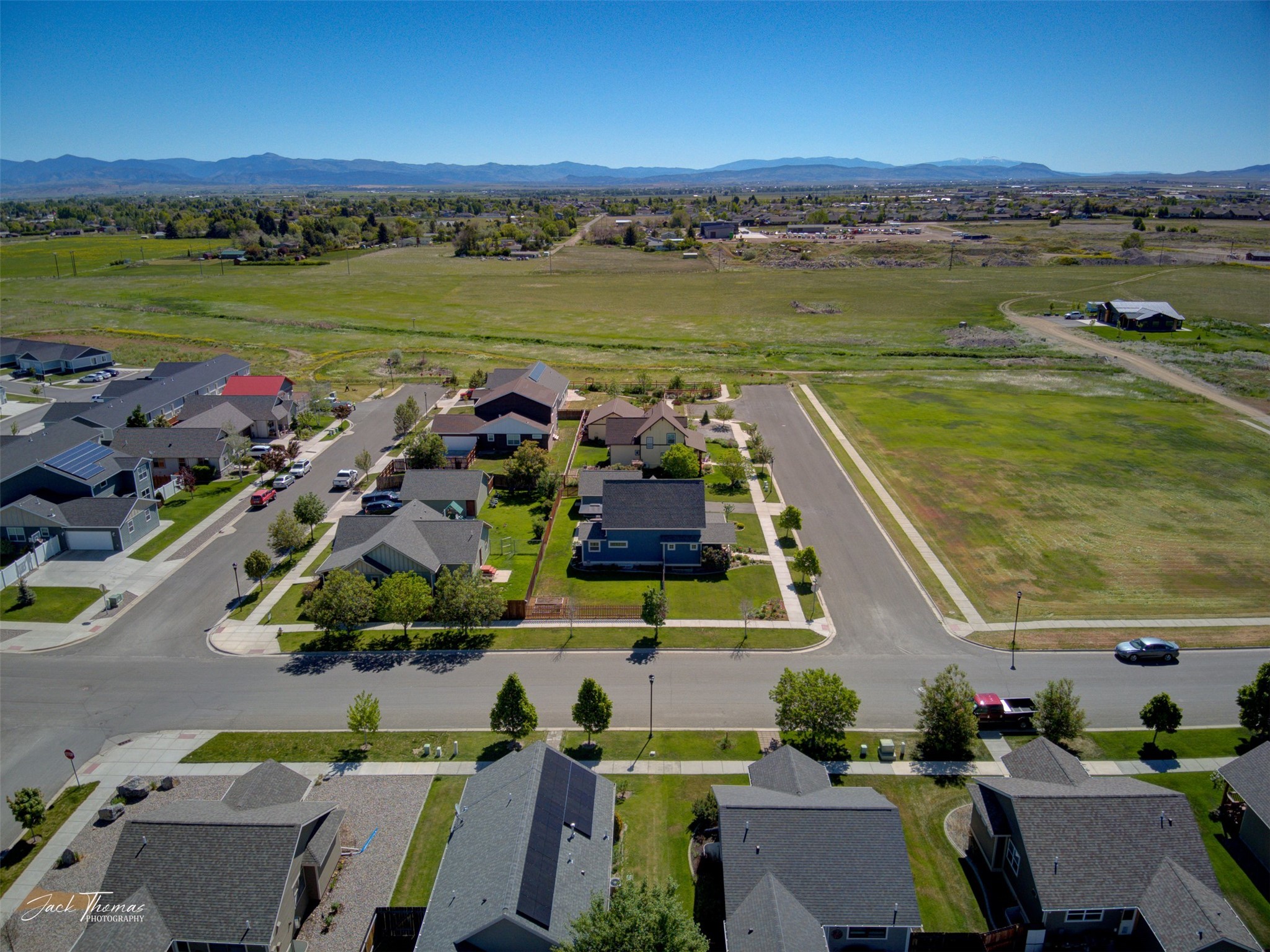 Helena, Montana 59602, United States, 5 Bedrooms Bedrooms, ,4 BathroomsBathrooms,Residential,Pending,159320