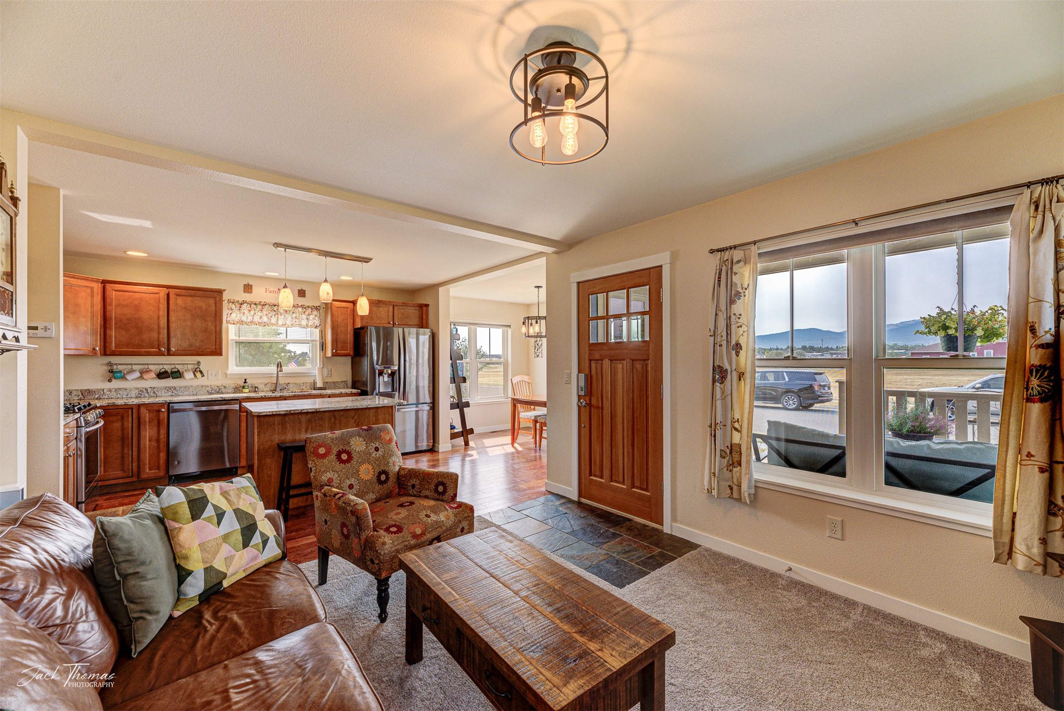 Helena, Montana 59602, United States, 5 Bedrooms Bedrooms, ,4 BathroomsBathrooms,Residential,Pending,159320