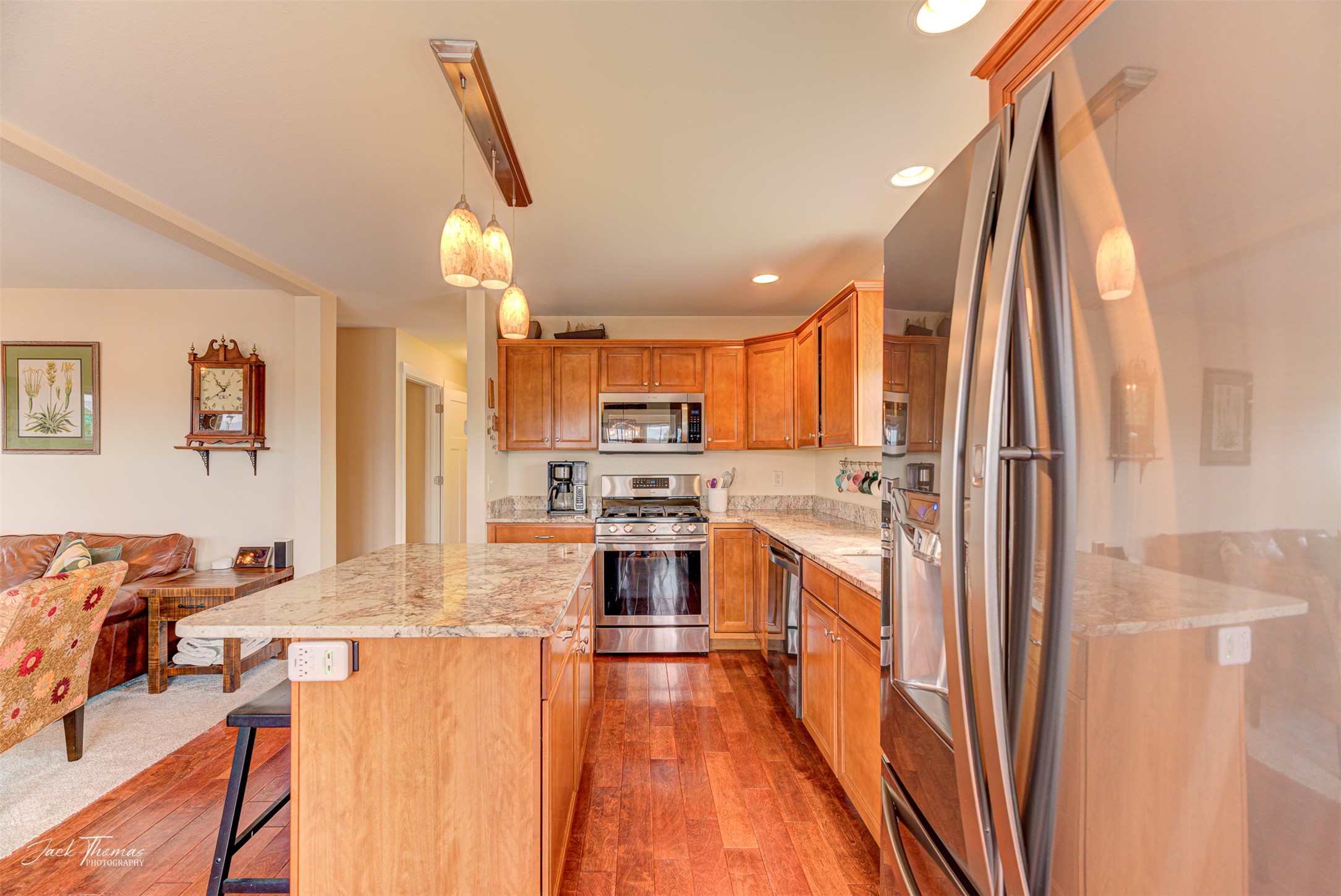 Helena, Montana 59602, United States, 5 Bedrooms Bedrooms, ,4 BathroomsBathrooms,Residential,Pending,159320