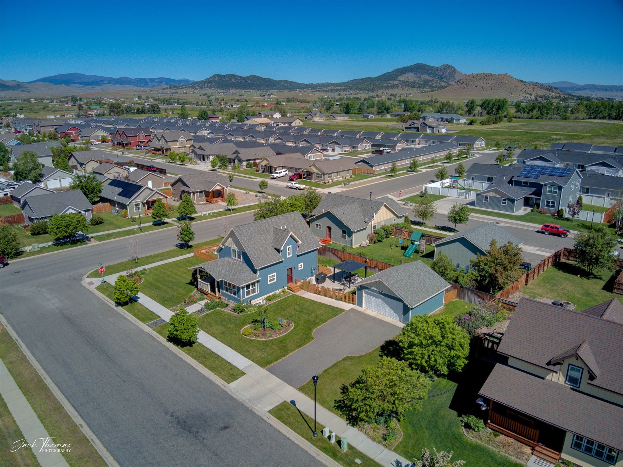 Helena, Montana 59602, United States, 5 Bedrooms Bedrooms, ,4 BathroomsBathrooms,Residential,Pending,159320