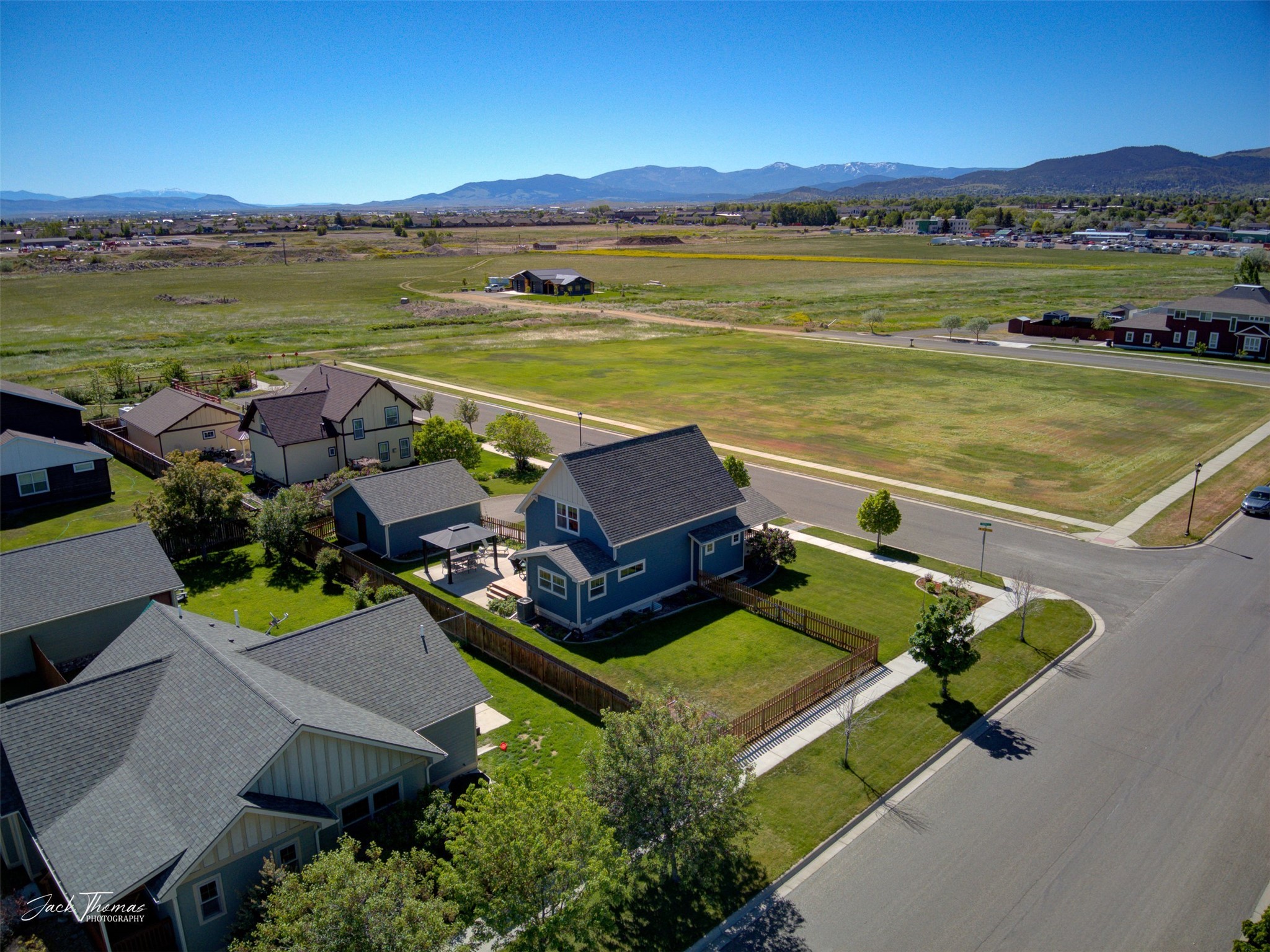 Helena, Montana 59602, United States, 5 Bedrooms Bedrooms, ,4 BathroomsBathrooms,Residential,Pending,159320