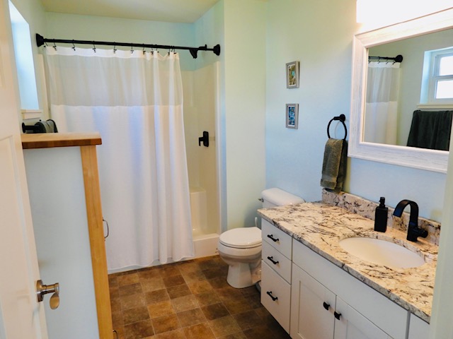 Helena, Montana 59602, United States, 5 Bedrooms Bedrooms, ,4 BathroomsBathrooms,Residential,Pending,159320