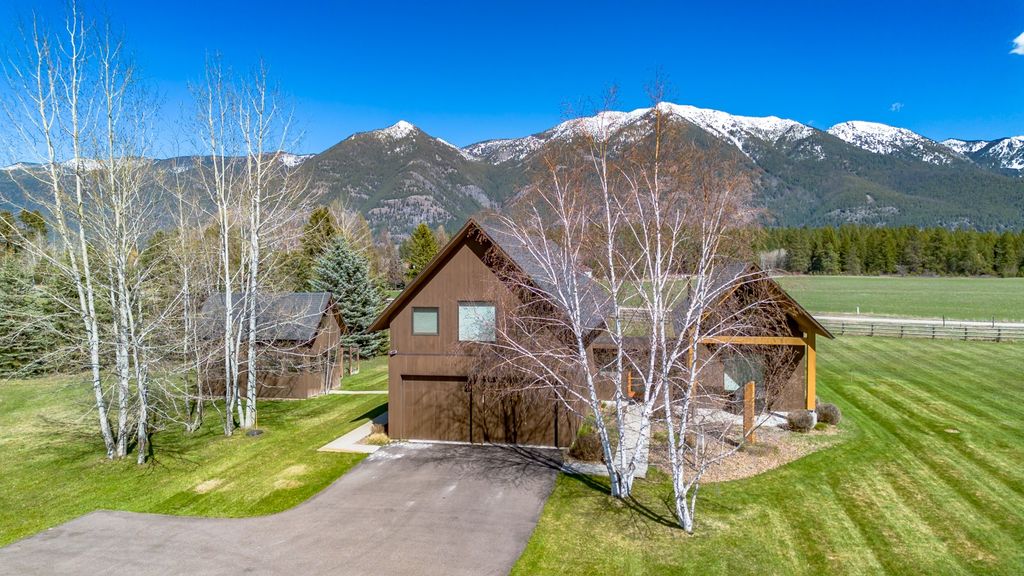 Photo of 220 Palouse Lane, Columbia Falls, MT 59912 (MLS # 30068646)