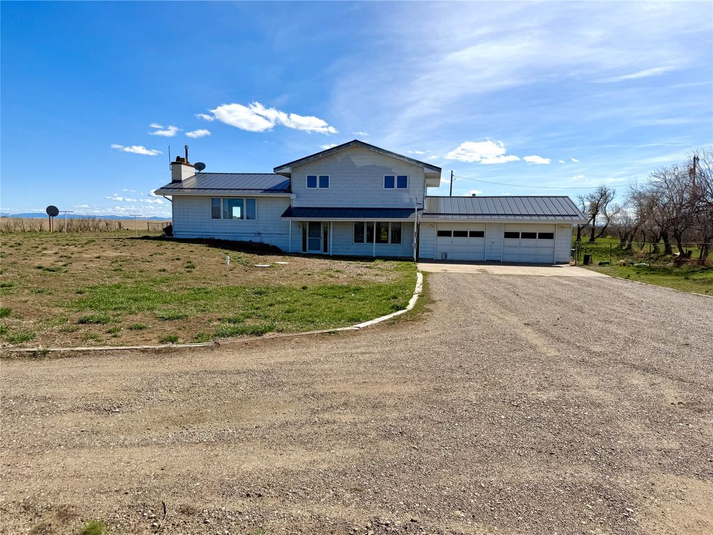 Photo of 21 Windsor Lane, Great Falls, MT 59404 (MLS # 30069039)