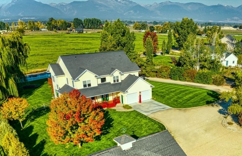 Photo of 1534 Brittany Way, Corvallis, MT 59828 (MLS # 30058007)