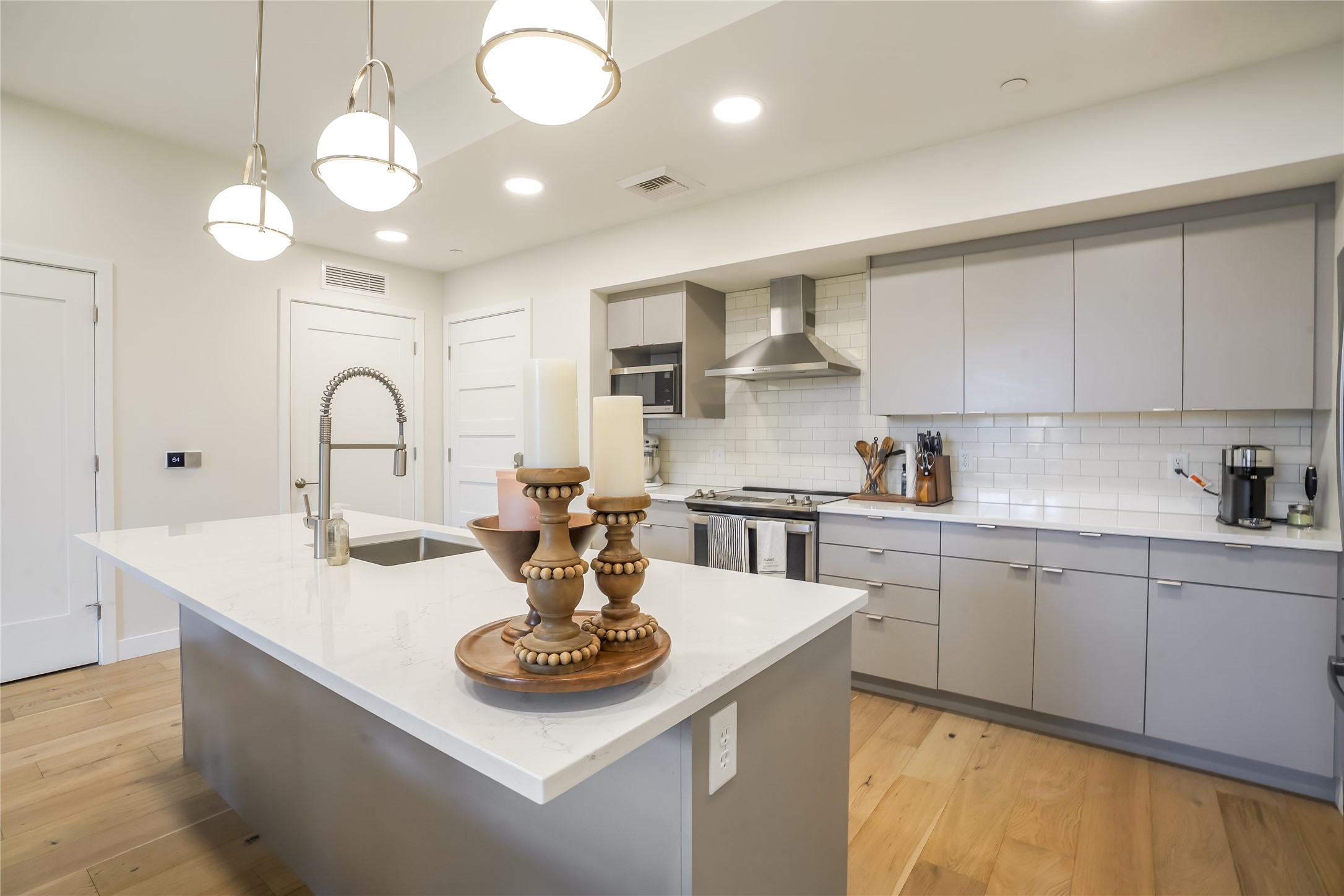 265 S 4th Street E 208