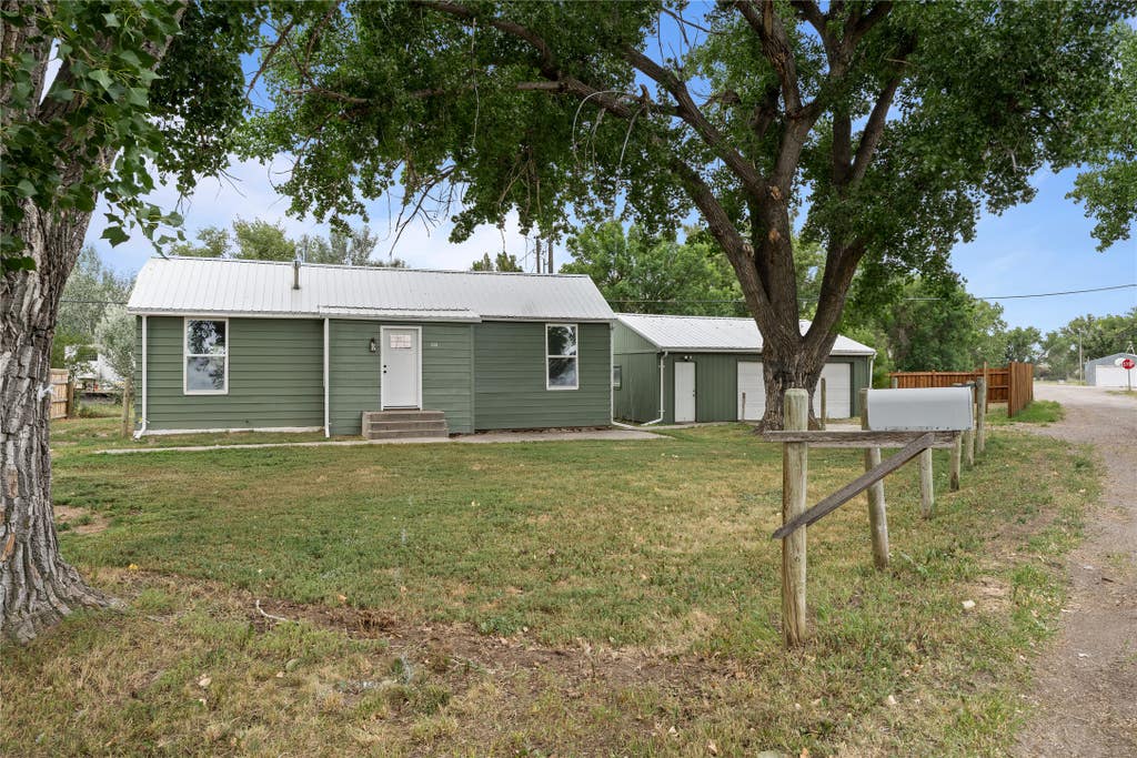 Photo of 380 Central Avenue, Vaughn, MT 59487 (MLS # 30076121)