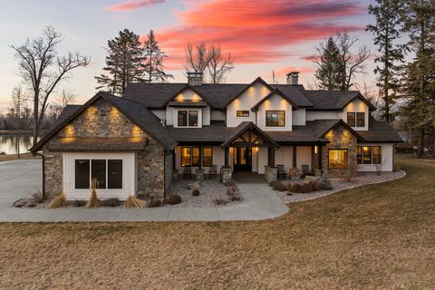 Photo of 1275 Lower Valley Road, Kalispell, MT 59901 (MLS # 30065986)