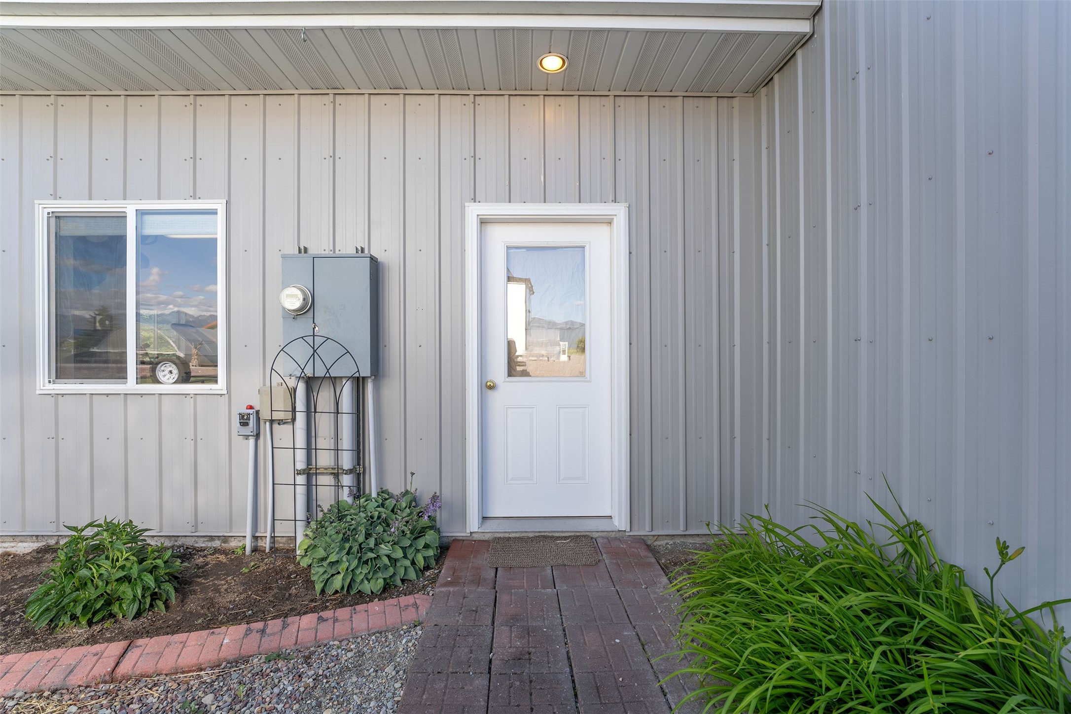 Polson, Montana 59860, United States, 3 Bedrooms Bedrooms, ,2 BathroomsBathrooms,Residential,Active,53949