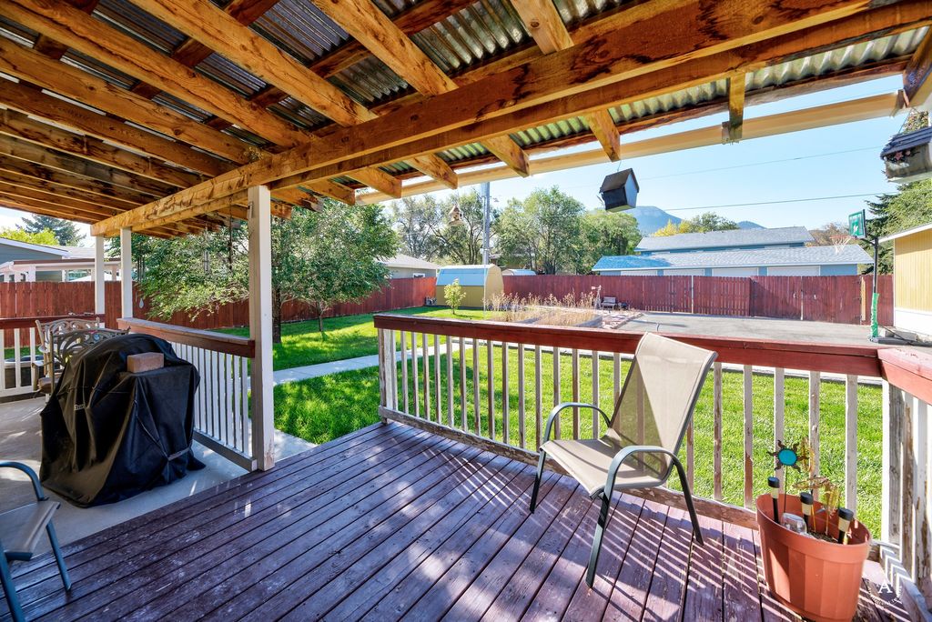 Photo of 1821 Hudson Street, Helena, MT 59601 (MLS # 30062218)