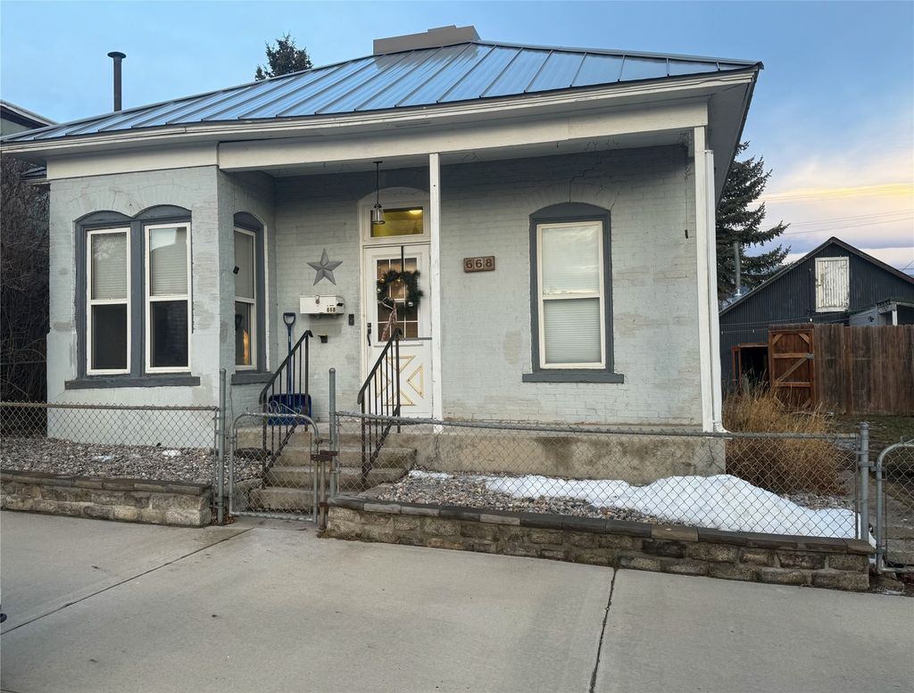 Photo of 668 S Colorado Street, Butte, MT 59701 (MLS # 30062020)