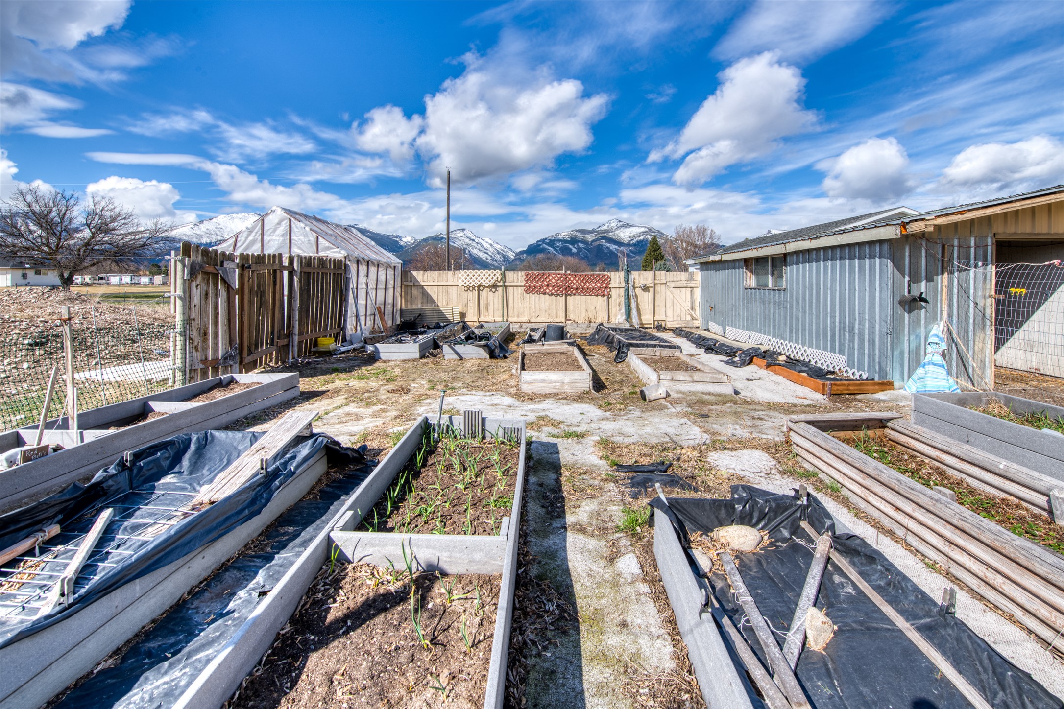 Hamilton, Montana 59840, United States, 2 Bedrooms Bedrooms, ,1 BathroomBathrooms,Residential,Active,117302