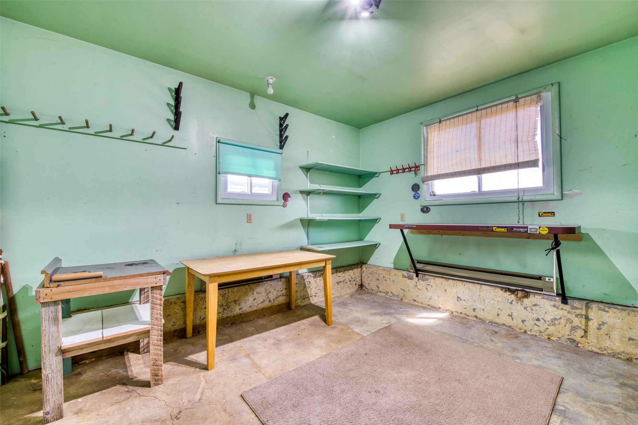 Hamilton, Montana 59840, United States, 2 Bedrooms Bedrooms, ,1 BathroomBathrooms,Residential,Active,117302