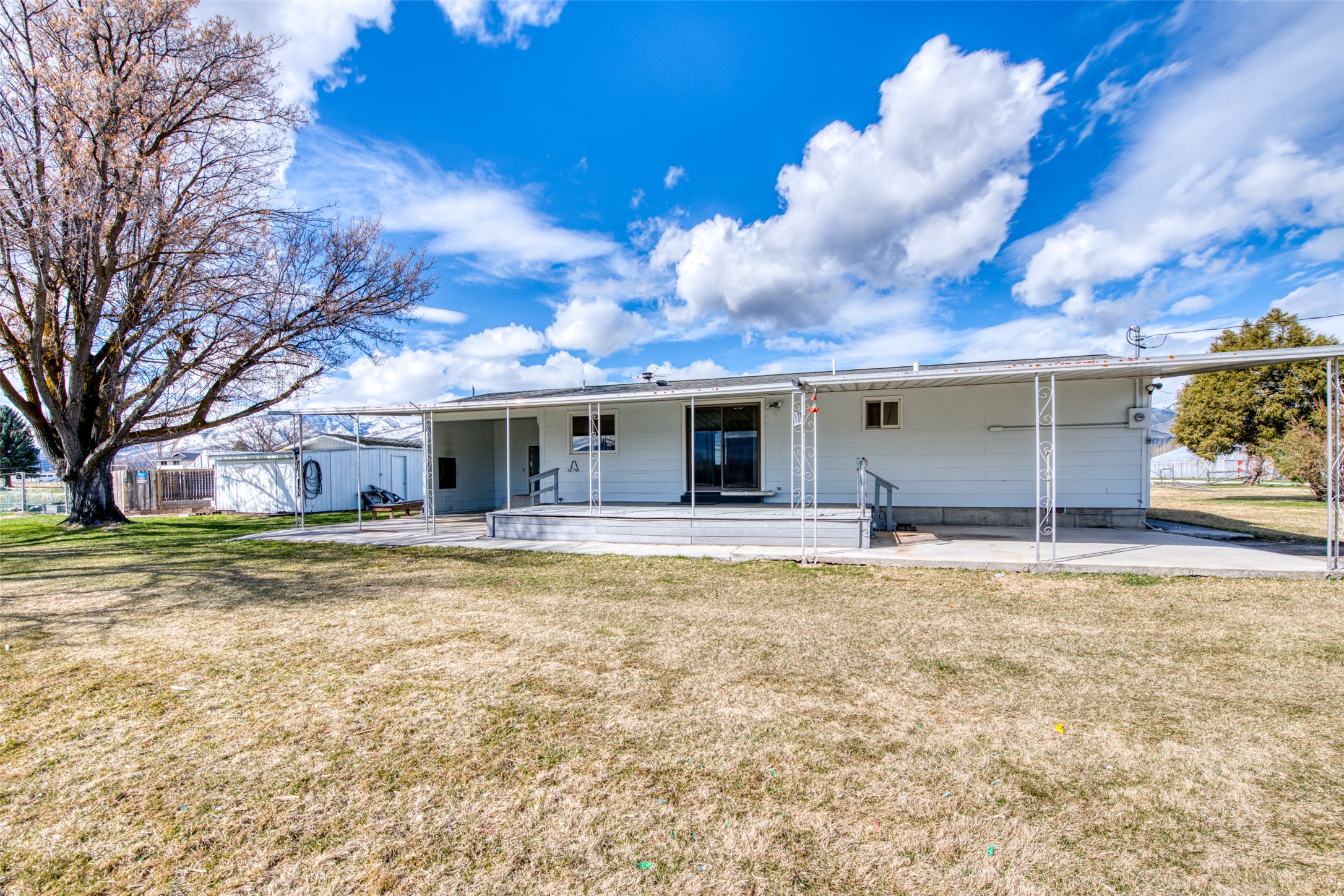 Hamilton, Montana 59840, United States, 2 Bedrooms Bedrooms, ,1 BathroomBathrooms,Residential,Active,117302