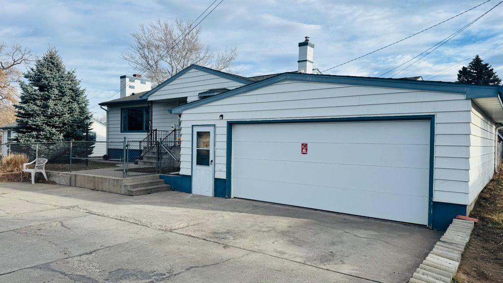 Photo of 1309 17th Street S, Great Falls, MT 59405 (MLS # 30061756)