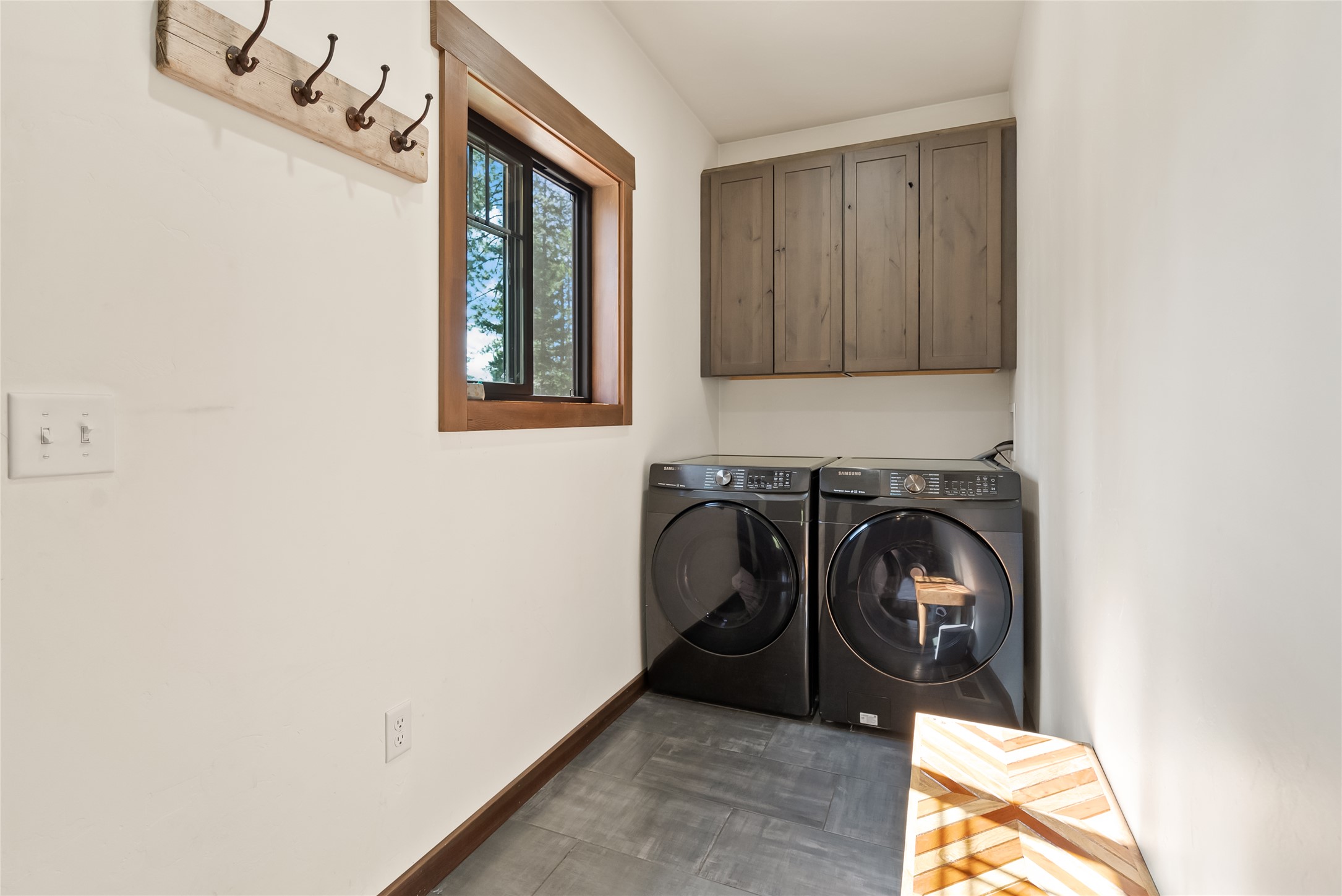 Bigfork, Montana 59911, United States, 4 Bedrooms Bedrooms, ,3 BathroomsBathrooms,Residential,Active,221176