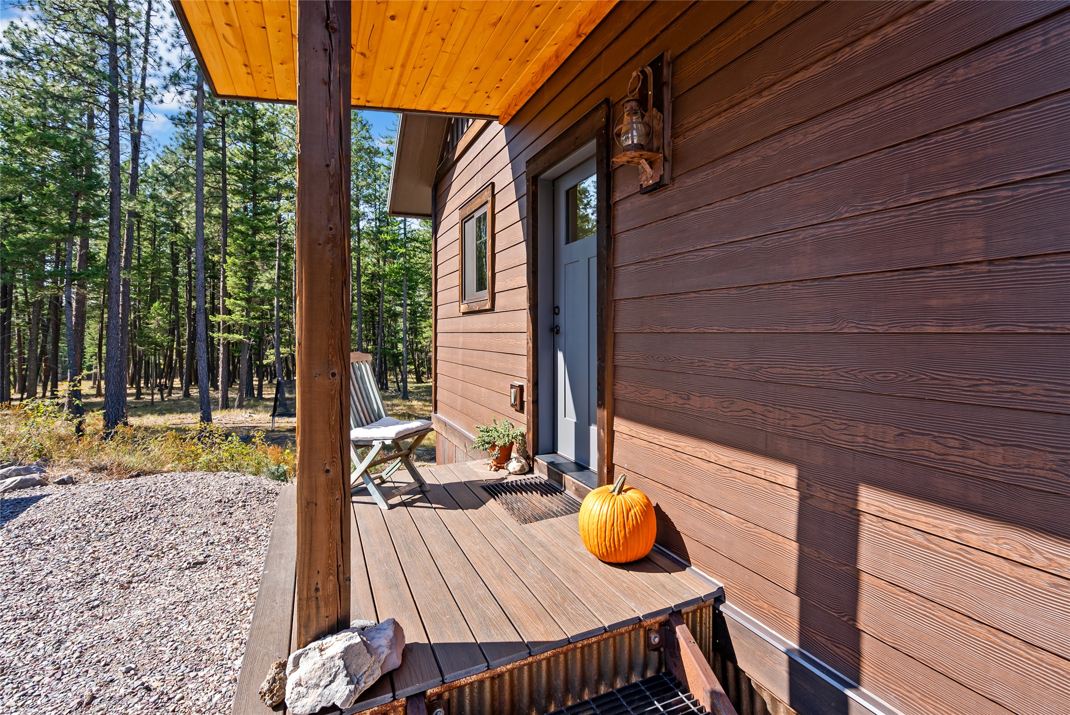 Bigfork, Montana 59911, United States, 4 Bedrooms Bedrooms, ,3 BathroomsBathrooms,Residential,Active,221176