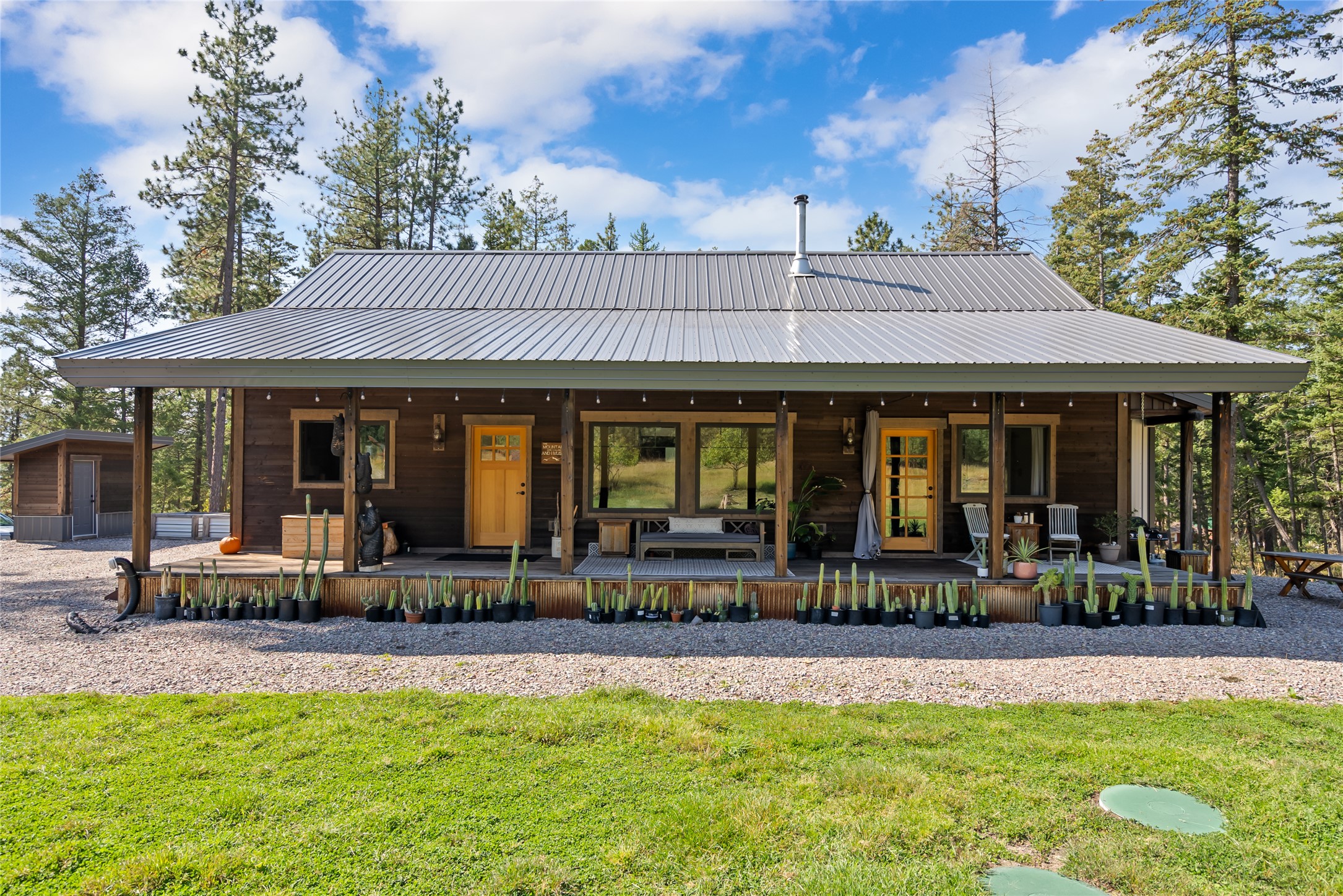 Bigfork, Montana 59911, United States, 4 Bedrooms Bedrooms, ,3 BathroomsBathrooms,Residential,Active,221176