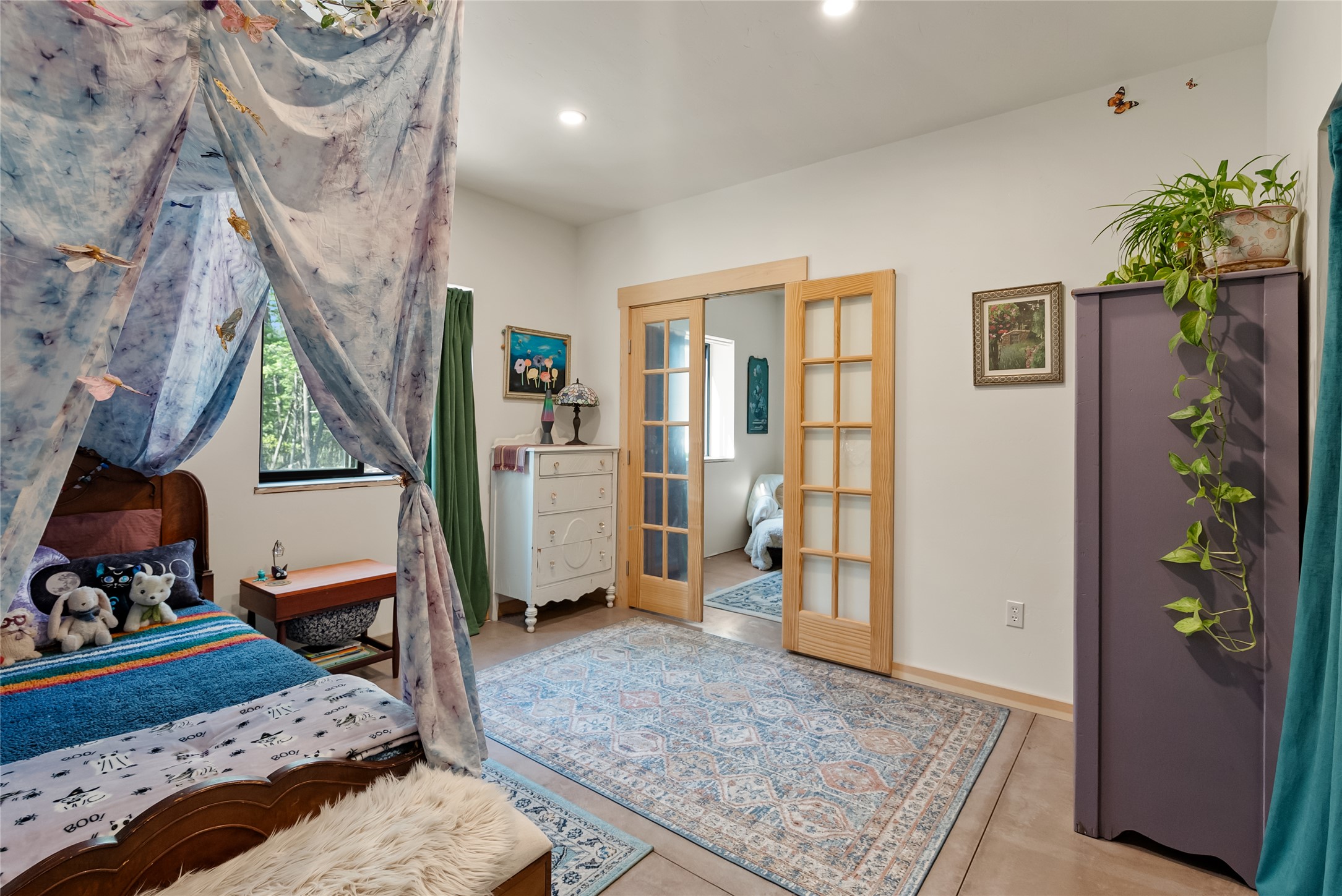 Bigfork, Montana 59911, United States, 4 Bedrooms Bedrooms, ,3 BathroomsBathrooms,Residential,Active,221176